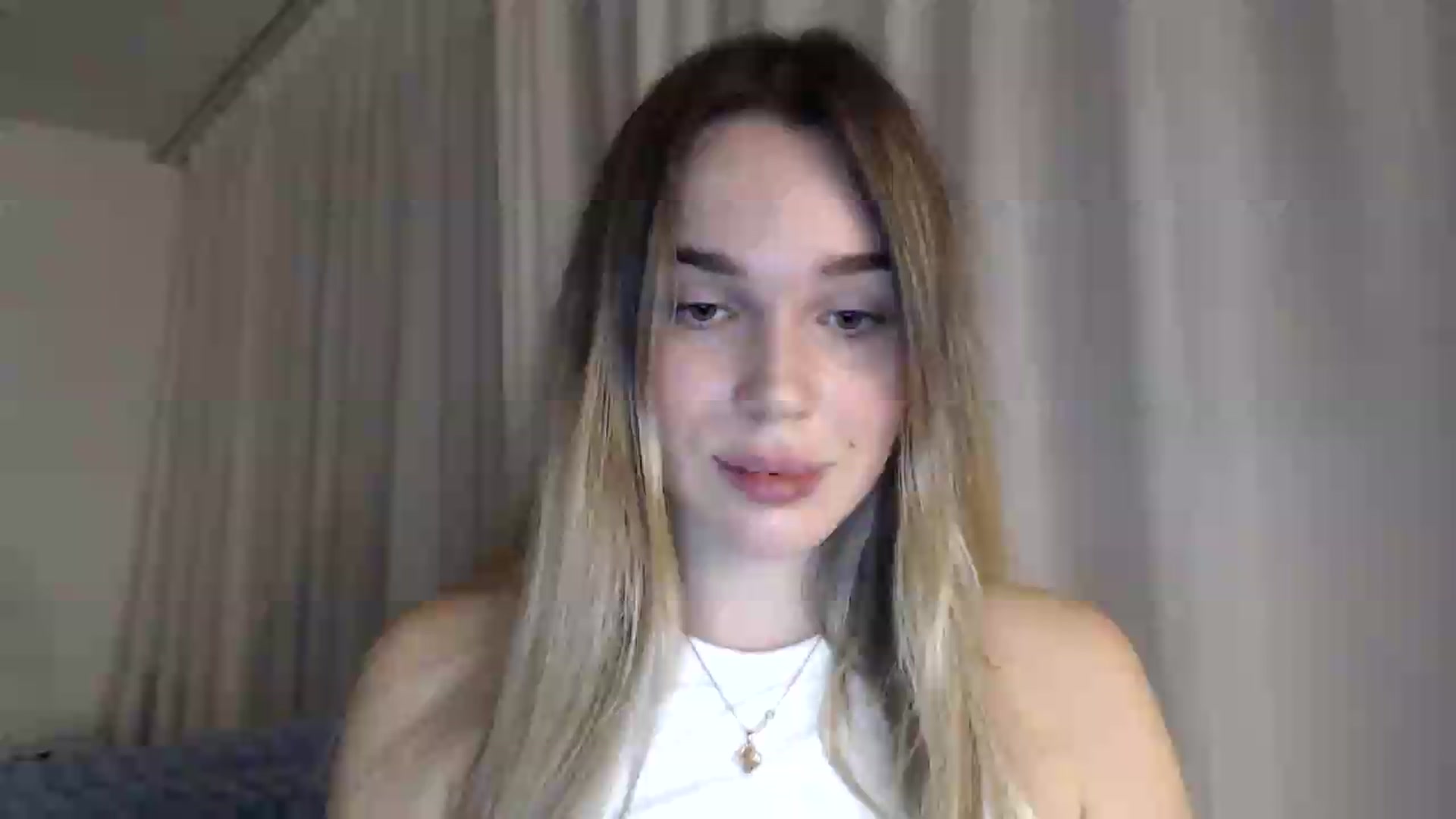 Gallery image thumbnail from Ooh_Cassie's myfreecams stream on, 09/09/2026, 20:43 image 17 of 20