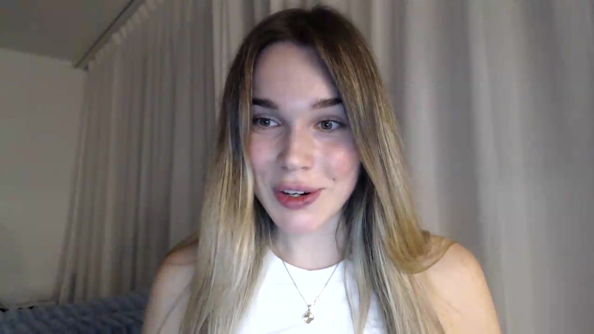 Gallery image thumbnail from Ooh_Cassie's myfreecams stream on, 09/09/2026, 20:43 image 14 of 20