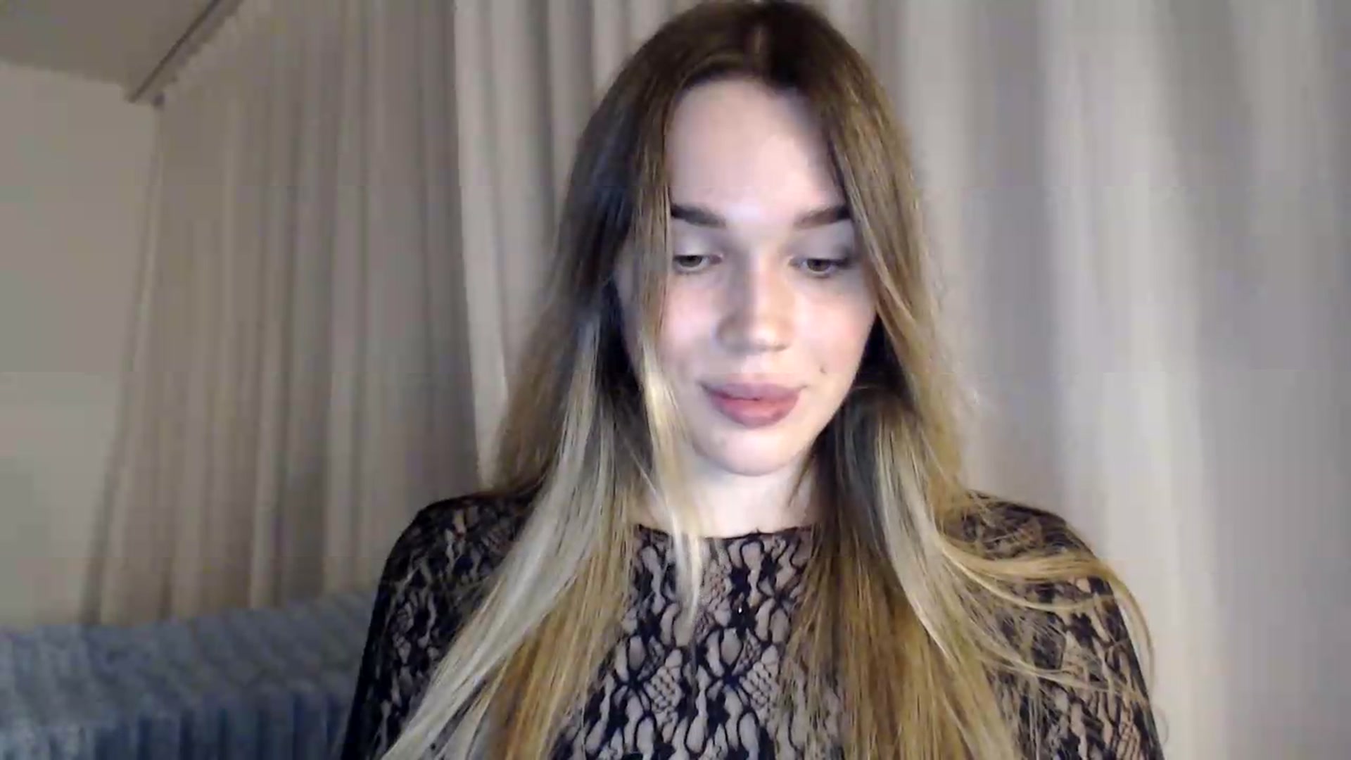 Gallery image thumbnail from Ooh_Cassie's myfreecams stream on, 09/10/2026, 19:19 image 4 of 20