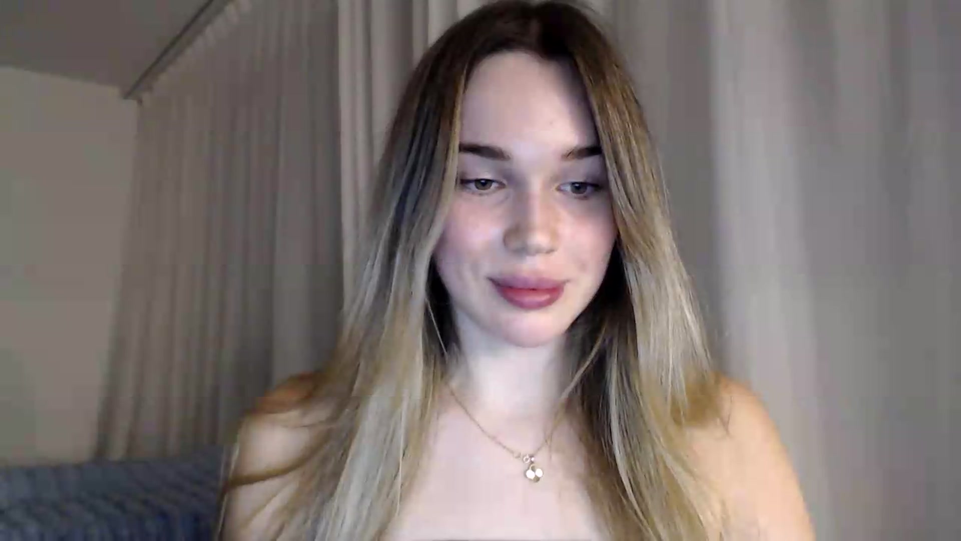 Gallery image thumbnail from Ooh_Cassie's myfreecams stream on, 09/12/2026, 19:48 image 15 of 20
