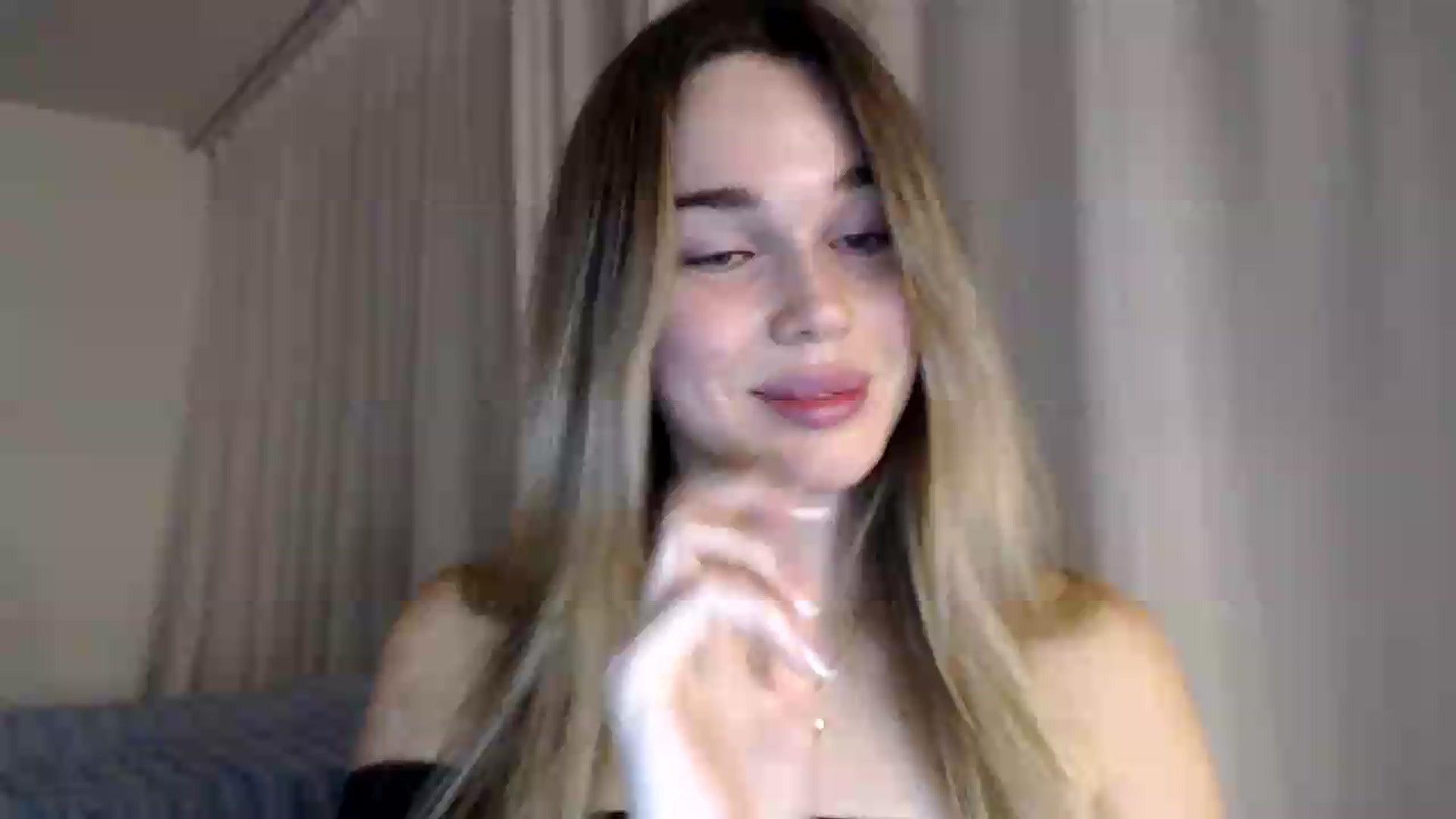 Gallery image thumbnail from Ooh_Cassie's myfreecams stream on, 09/12/2026, 19:48 image 14 of 20