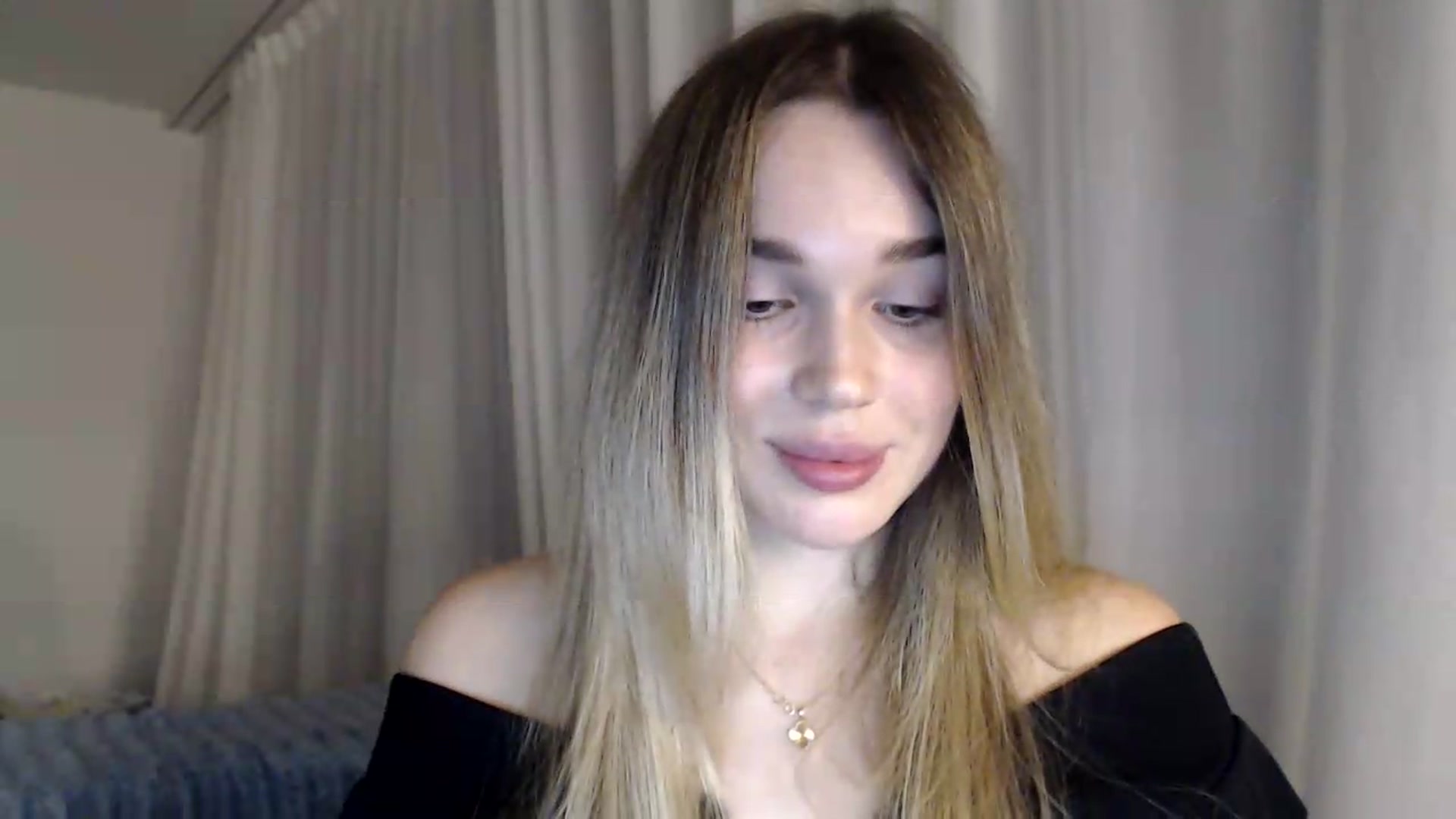 Gallery image thumbnail from Ooh_Cassie's myfreecams stream on, 09/13/2026, 20:30 image 16 of 20