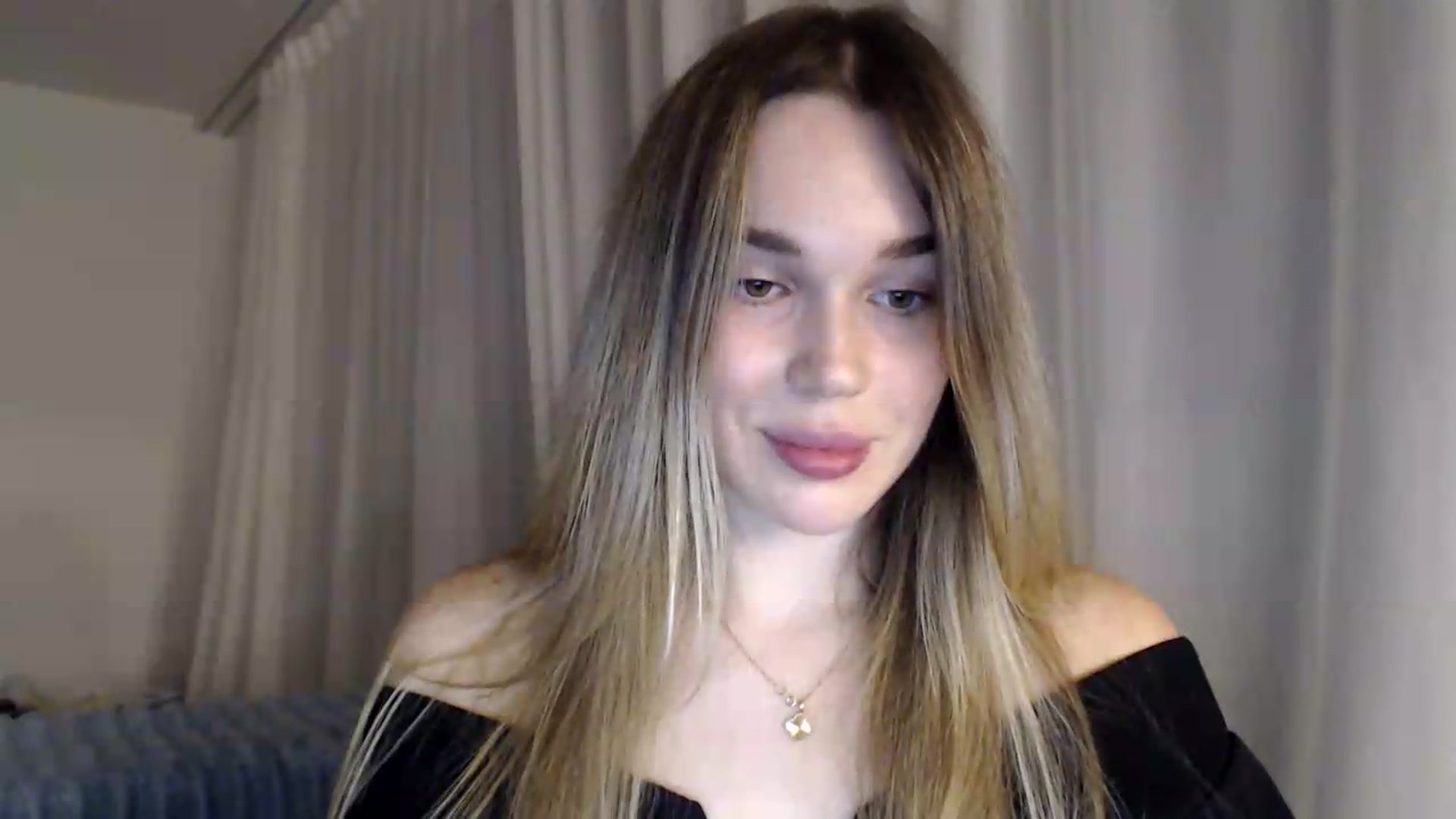 Gallery image thumbnail from Ooh_Cassie's myfreecams stream on, 09/13/2026, 20:30 image 9 of 20