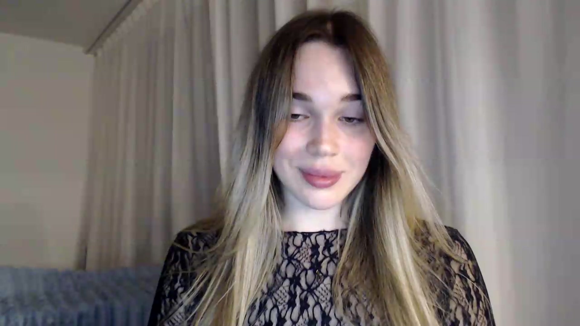 Gallery image thumbnail from Ooh_Cassie's myfreecams stream on, 09/17/2026, 20:05 image 16 of 20