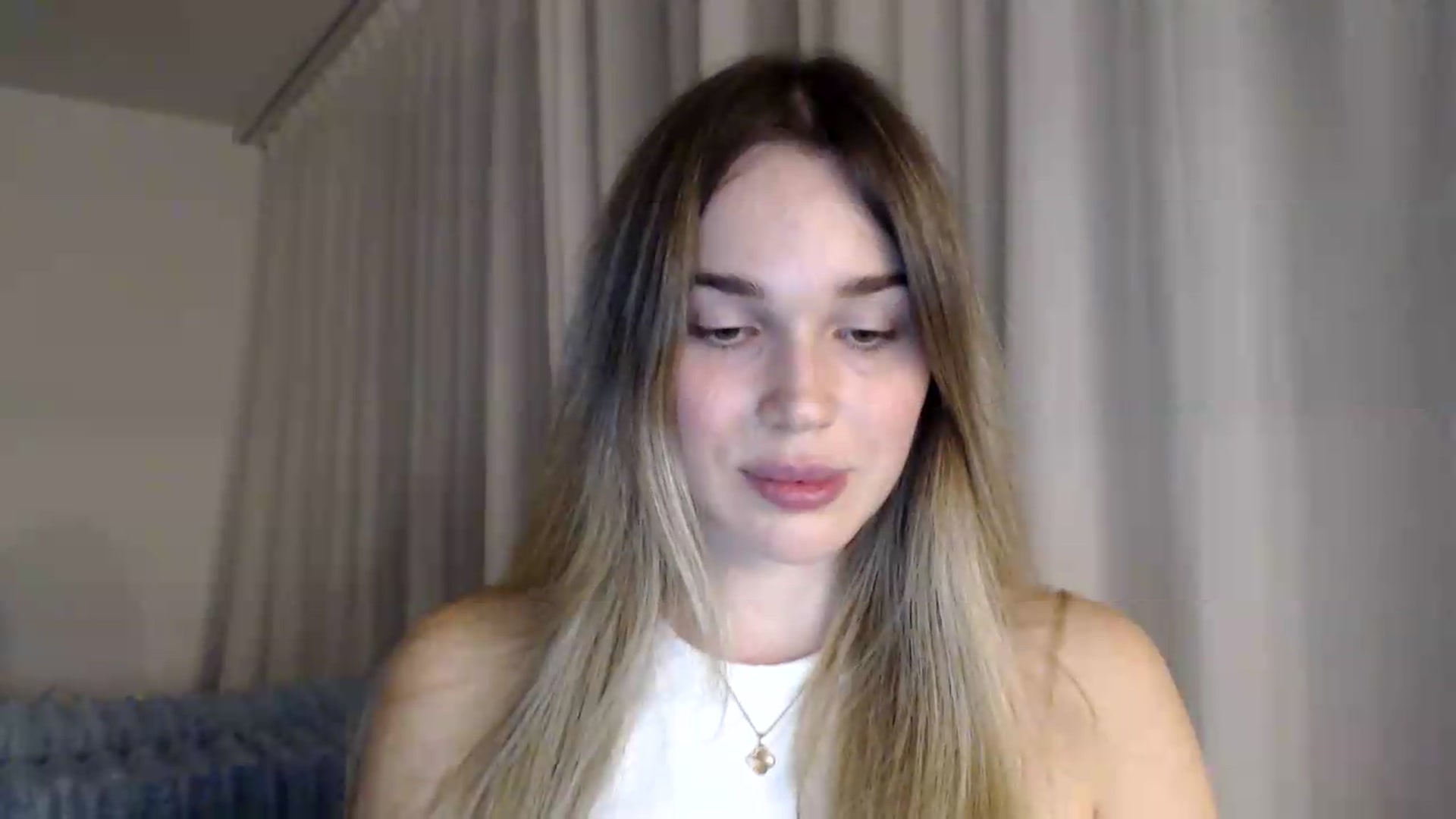 Gallery image thumbnail from Ooh_Cassie's myfreecams stream on, 09/19/2026, 18:41 image 12 of 20