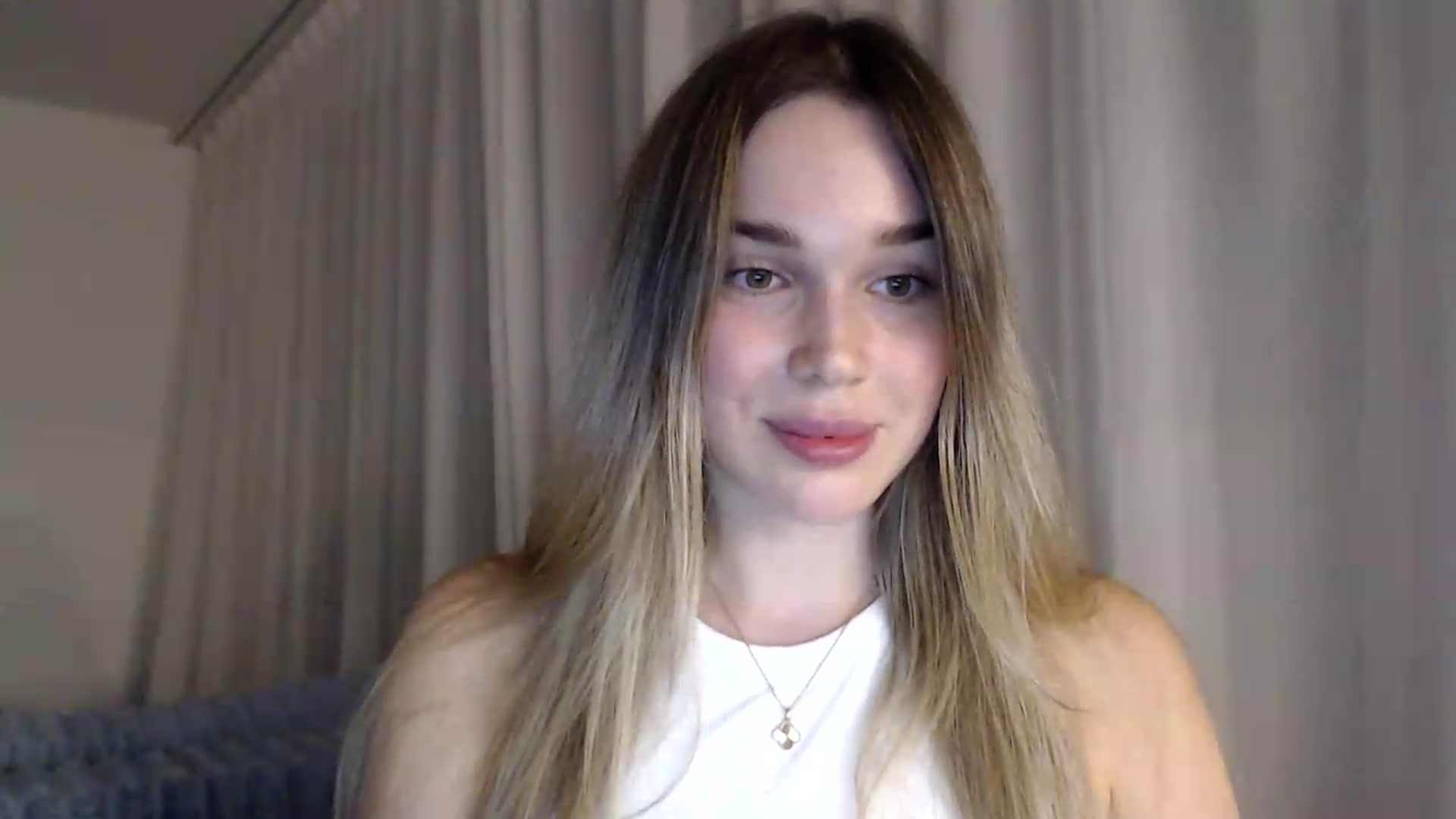 Gallery image thumbnail from Ooh_Cassie's myfreecams stream on, 09/19/2026, 18:41 image 14 of 20