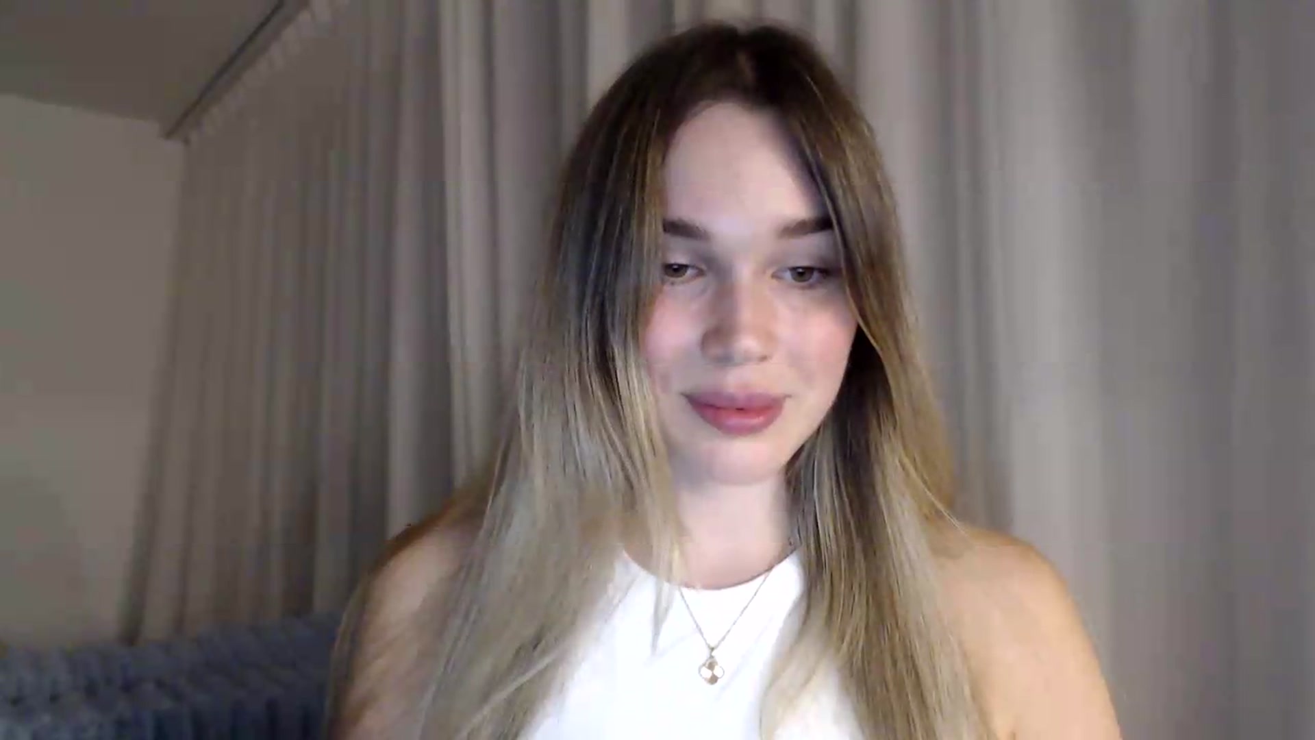 Gallery image thumbnail from Ooh_Cassie's myfreecams stream on, 09/19/2026, 18:41 image 15 of 20