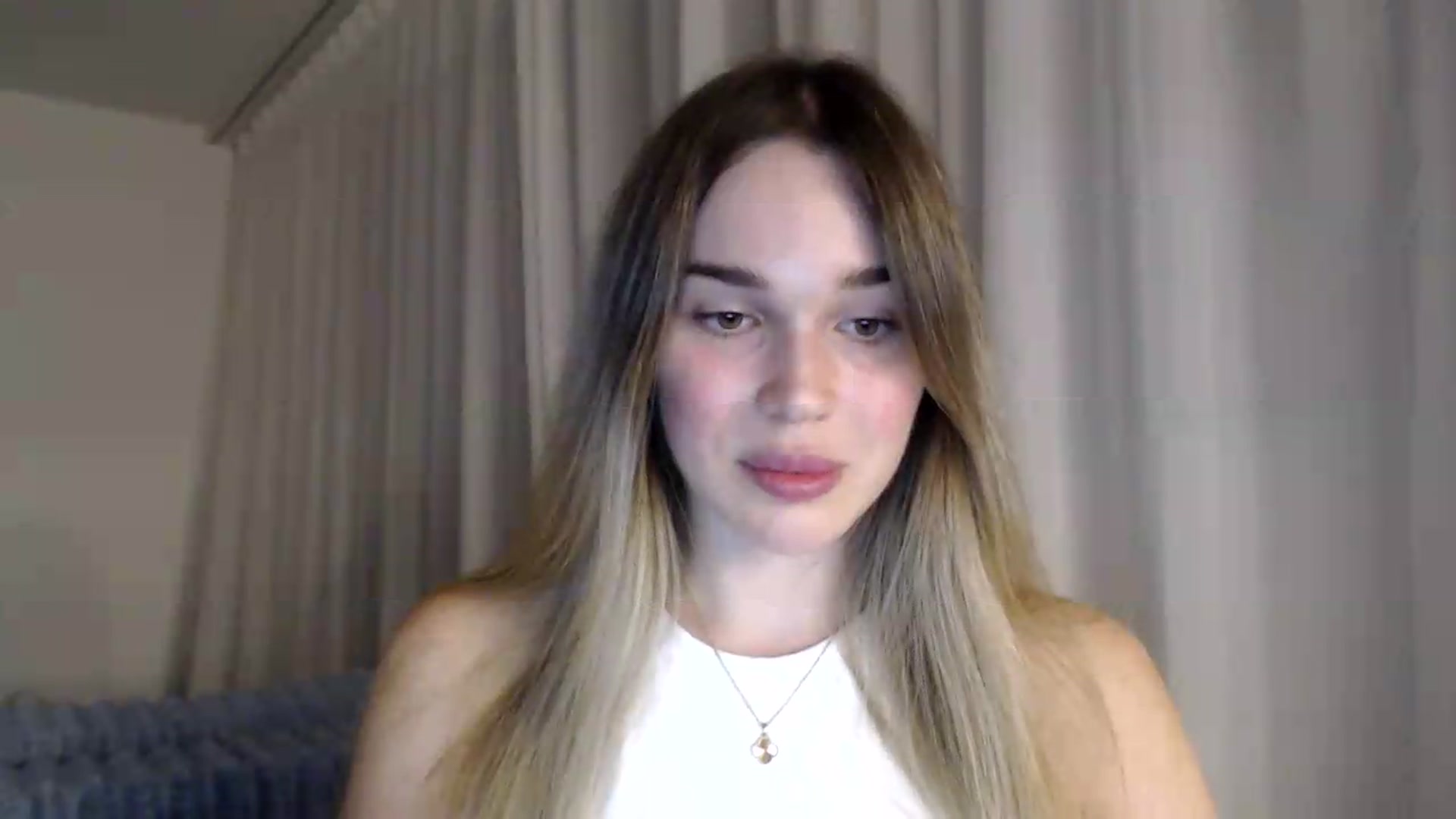 Gallery image thumbnail from Ooh_Cassie's myfreecams stream on, 09/19/2026, 18:41 image 11 of 20