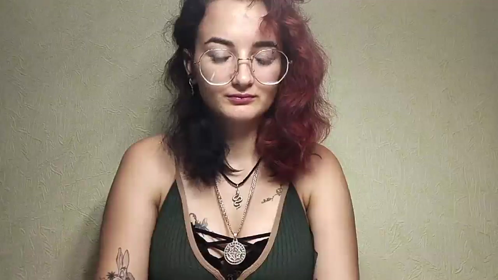 Gallery image thumbnail from Ooomg_Kira's myfreecams stream on, 09/11/2025, 12:08 image 3 of 20