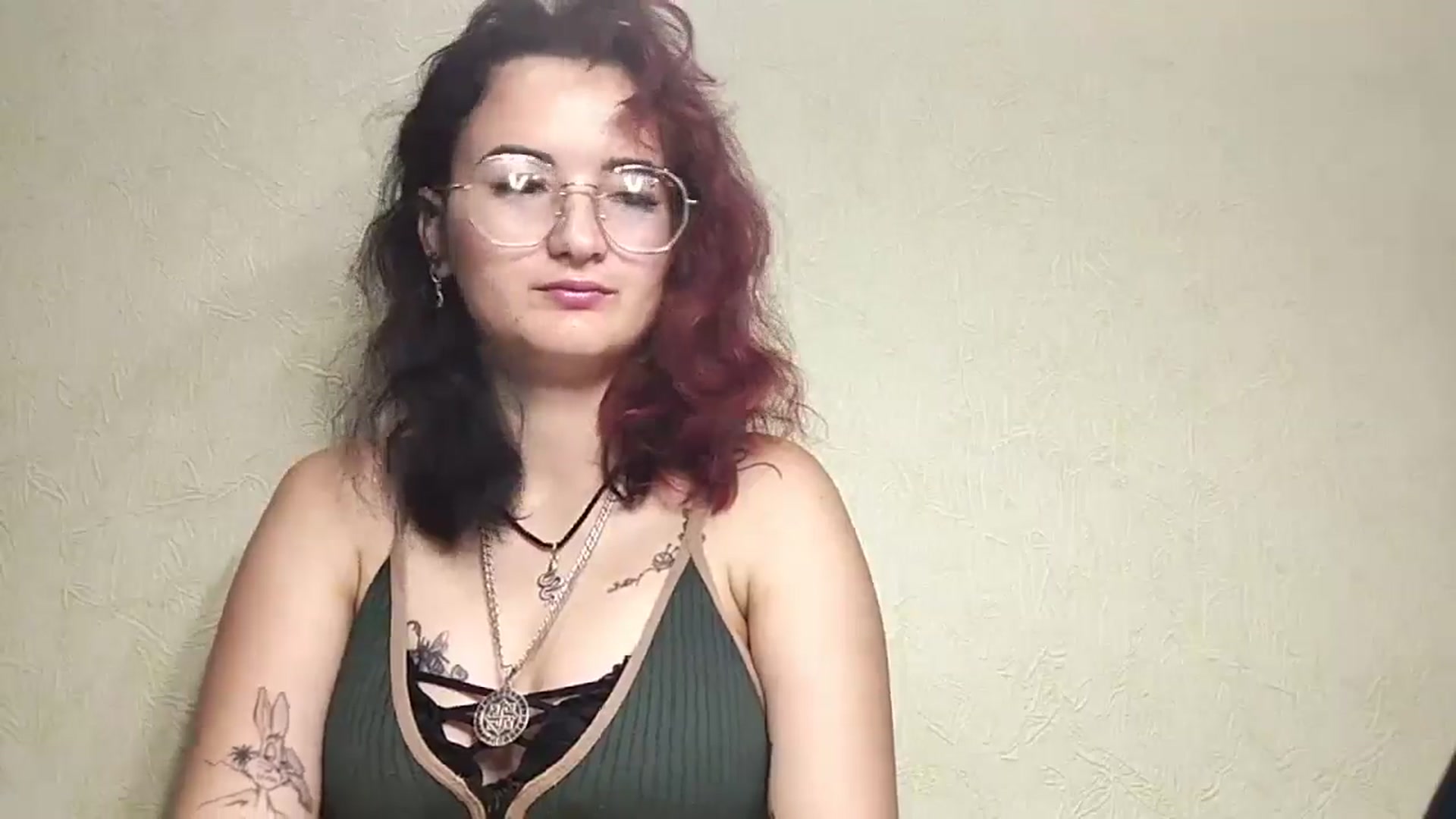 Gallery image thumbnail from Ooomg_Kira's myfreecams stream on, 09/11/2025, 12:08 image 7 of 20