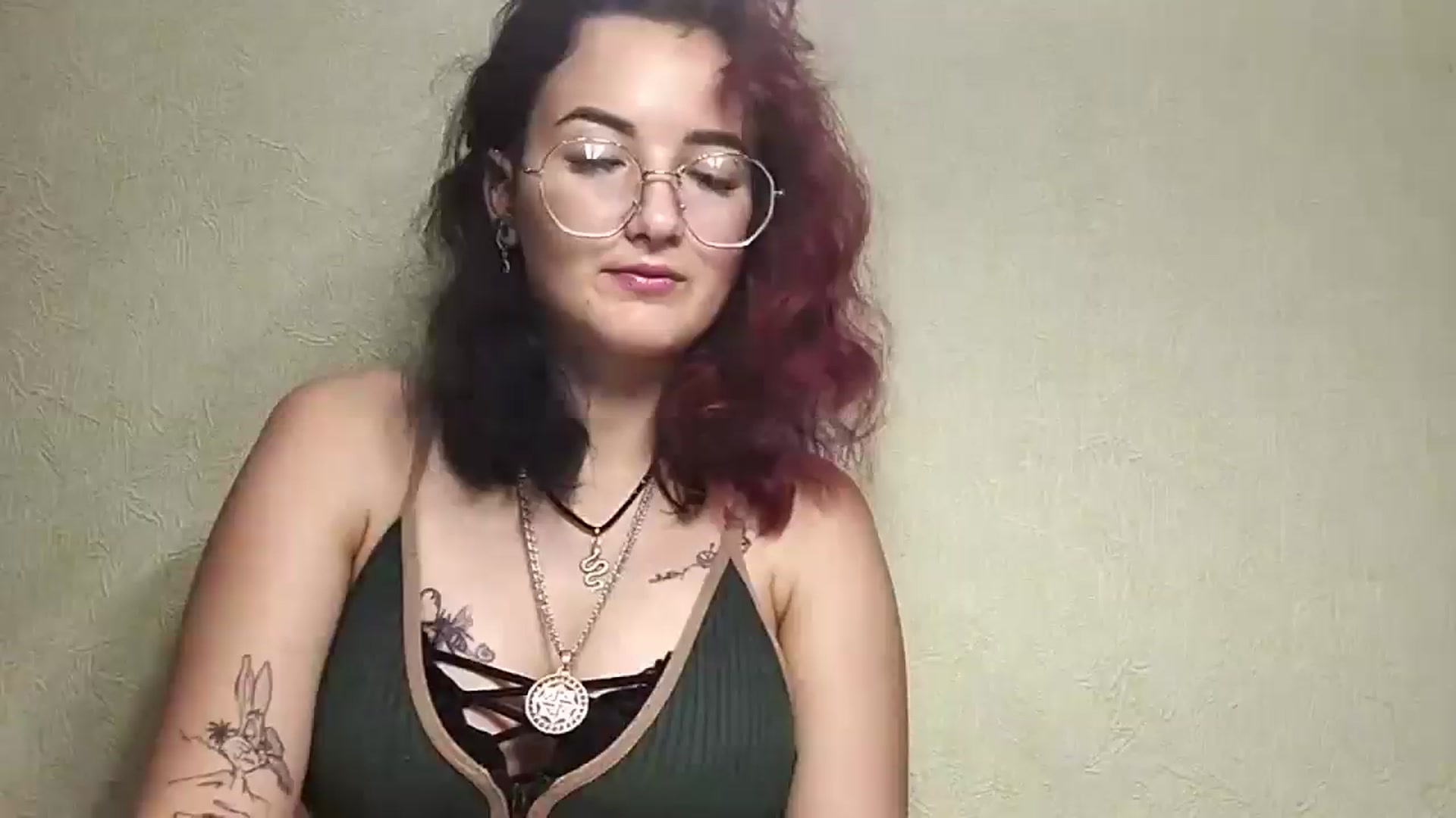 Gallery image thumbnail from Ooomg_Kira's myfreecams stream on, 09/11/2025, 12:08 image 9 of 20