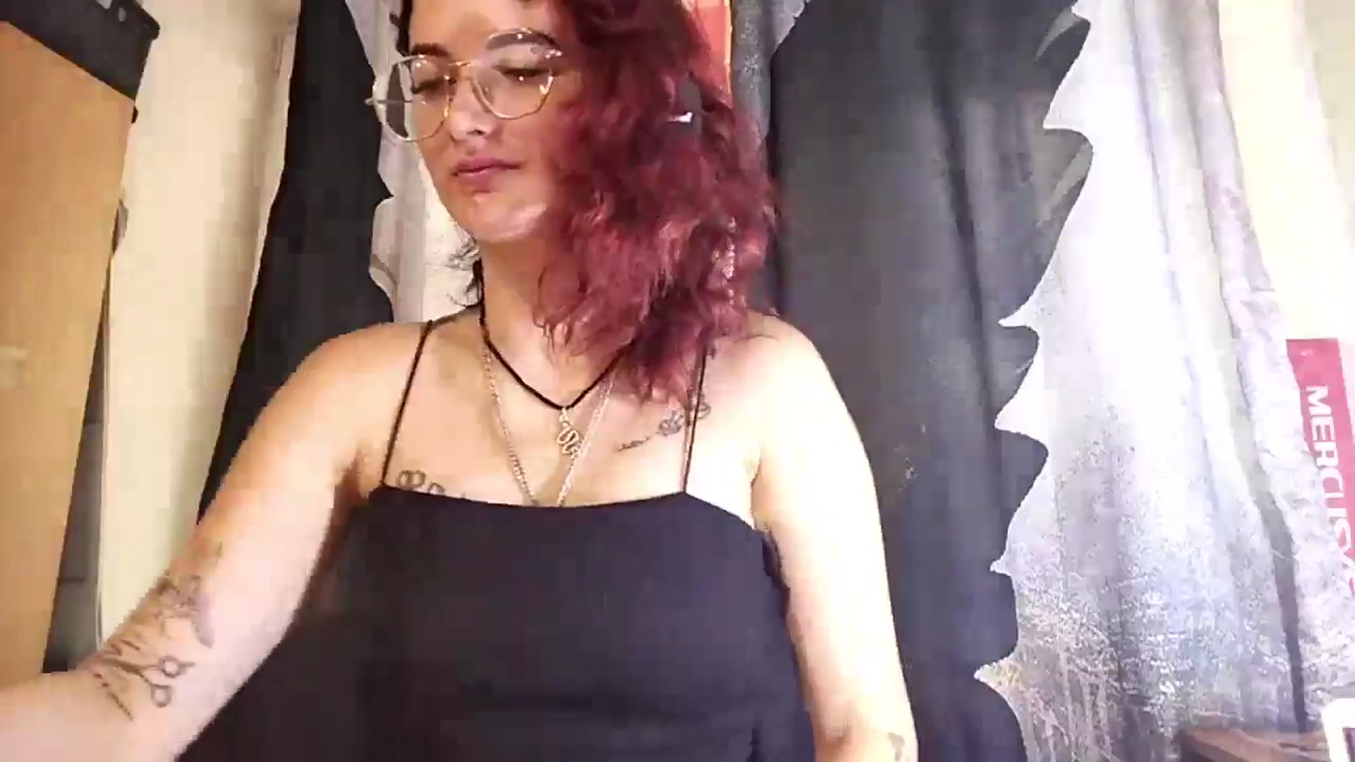 Gallery image thumbnail from Ooomg_Kira's myfreecams stream on, 09/13/2025, 14:02 image 2 of 20