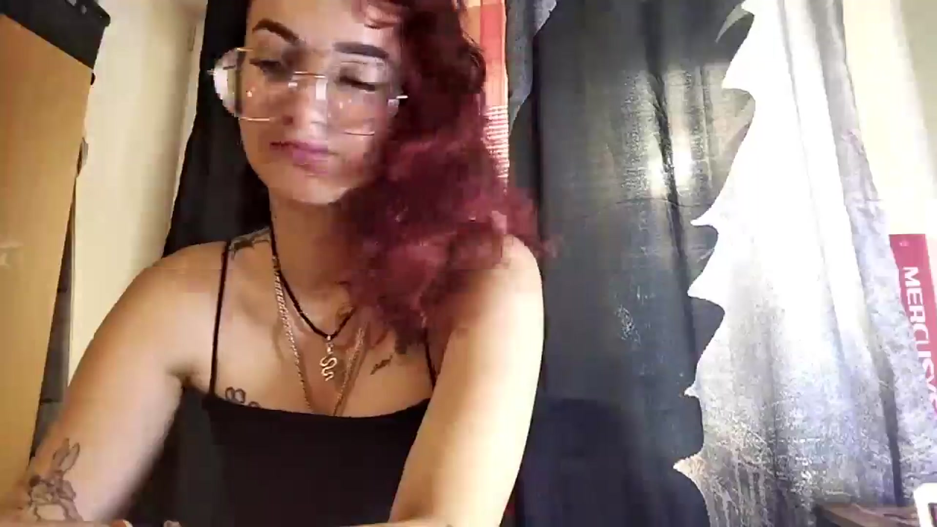 Gallery image thumbnail from Ooomg_Kira's myfreecams stream on, 09/13/2025, 14:02 image 16 of 20