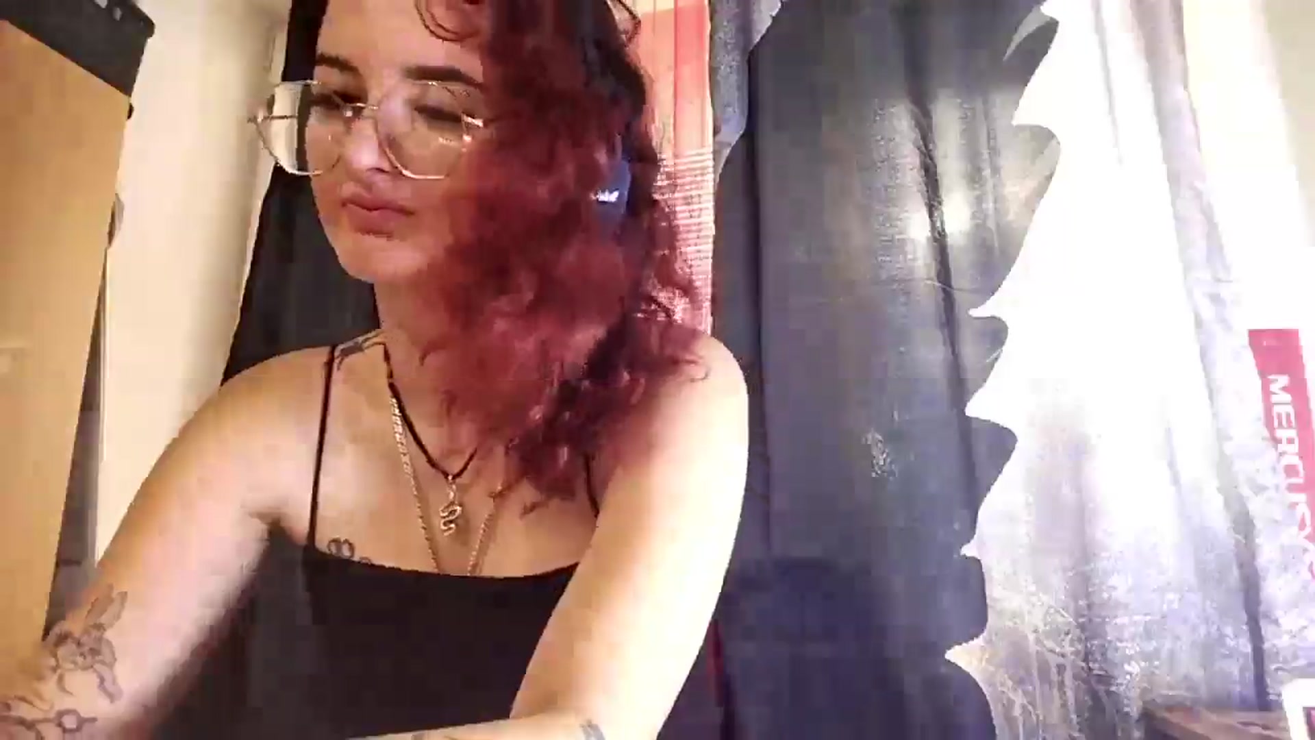Gallery image thumbnail from Ooomg_Kira's myfreecams stream on, 09/13/2025, 14:02 image 15 of 20