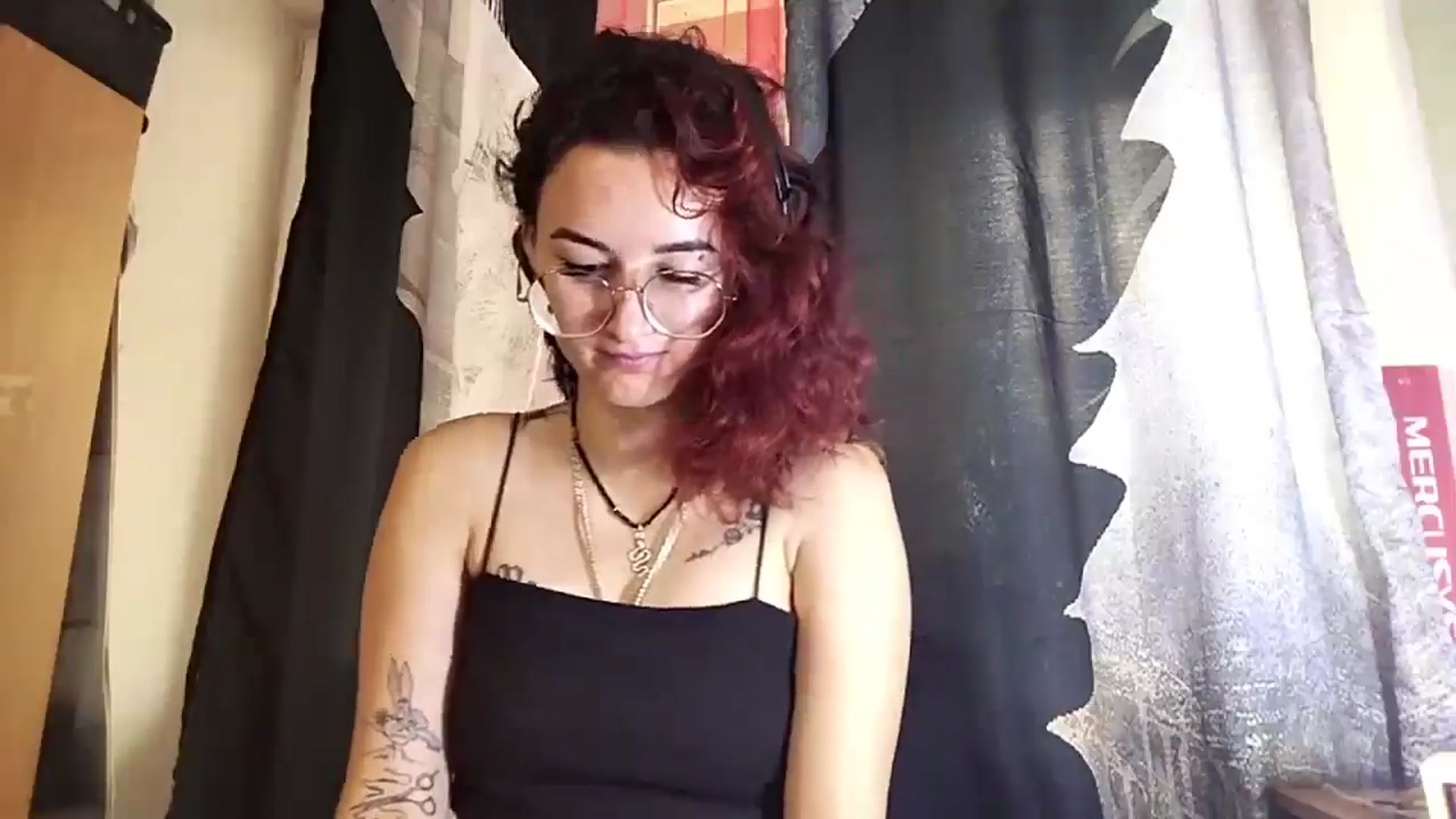 Gallery image thumbnail from Ooomg_Kira's myfreecams stream on, 09/13/2025, 14:02 image 12 of 20