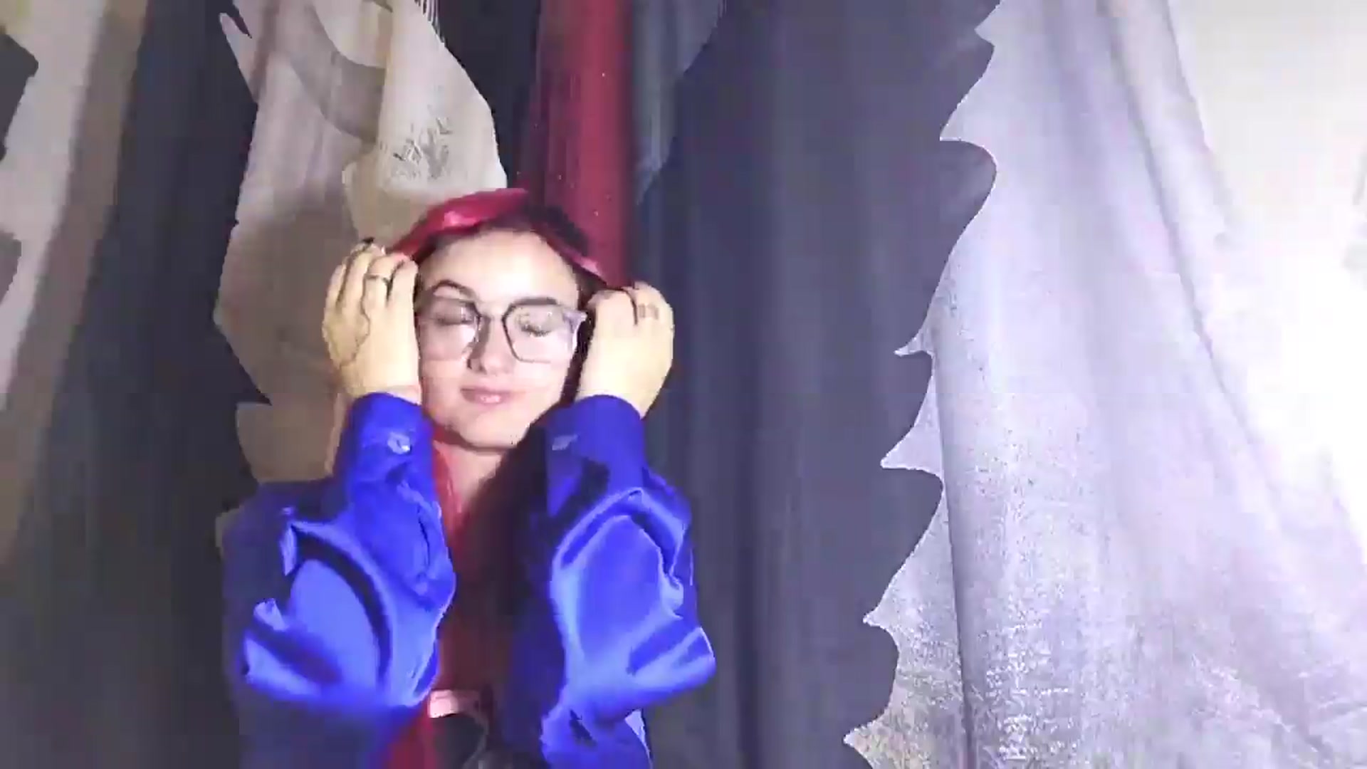Gallery image thumbnail from Ooomg_Kira's myfreecams stream on, 09/17/2025, 24:42 image 17 of 20