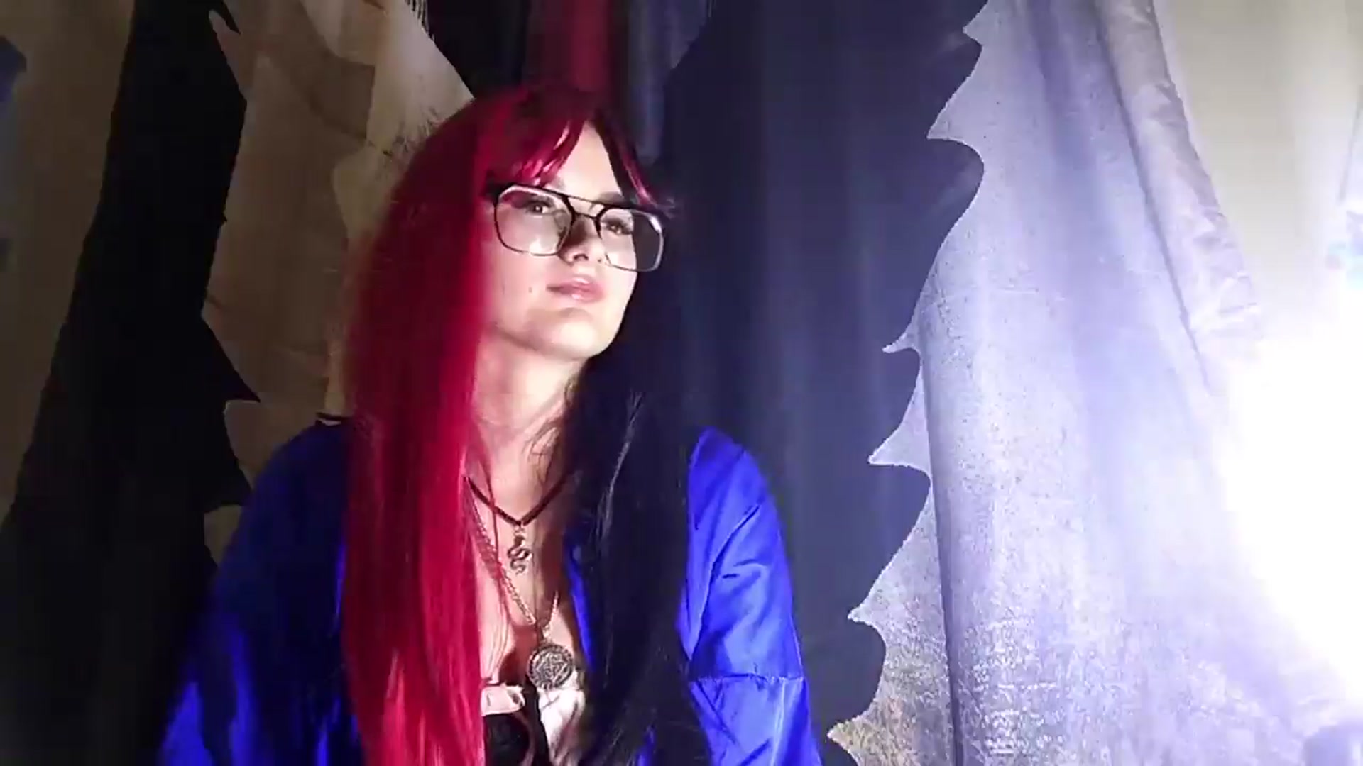 Gallery image thumbnail from Ooomg_Kira's myfreecams stream on, 09/17/2025, 24:42 image 6 of 20