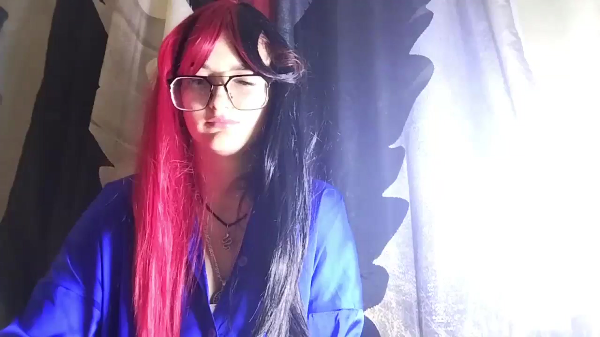 Gallery image thumbnail from Ooomg_Kira's myfreecams stream on, 09/17/2025, 24:42 image 3 of 20