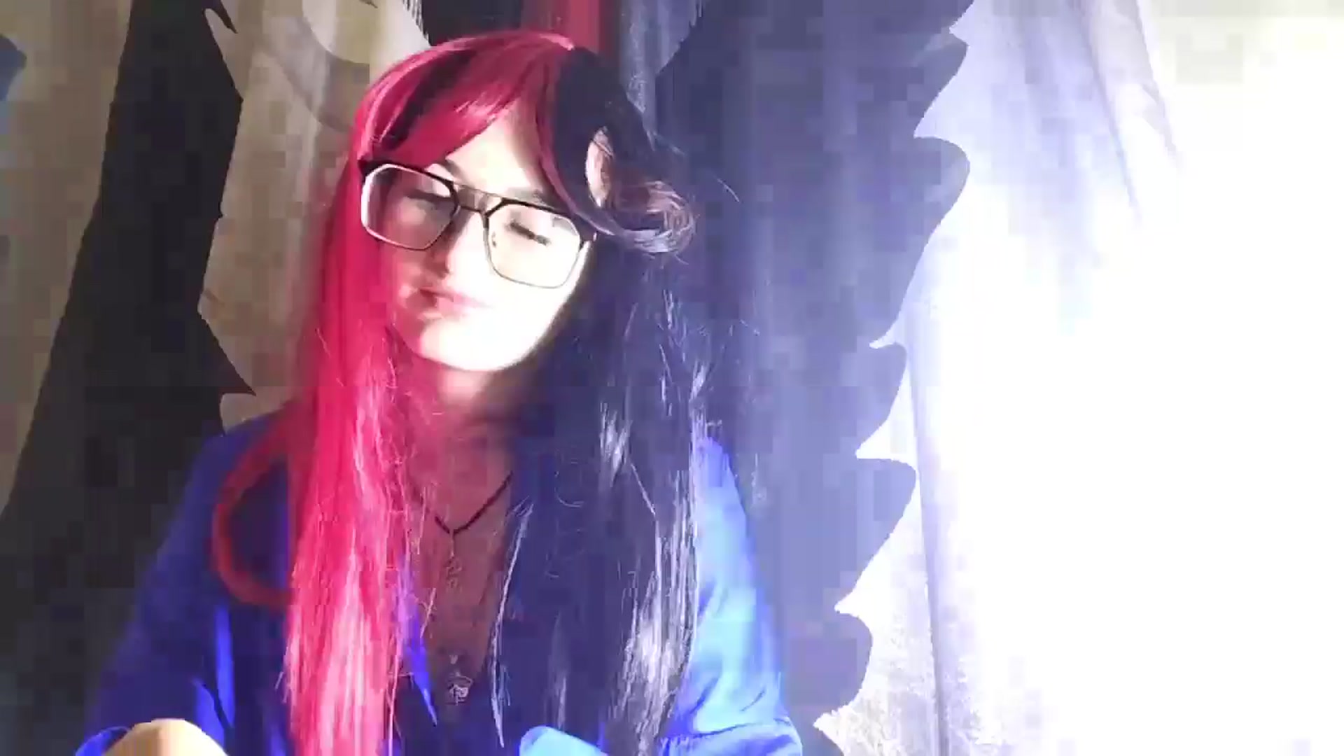 Gallery image thumbnail from Ooomg_Kira's myfreecams stream on, 09/17/2025, 24:42 image 4 of 20