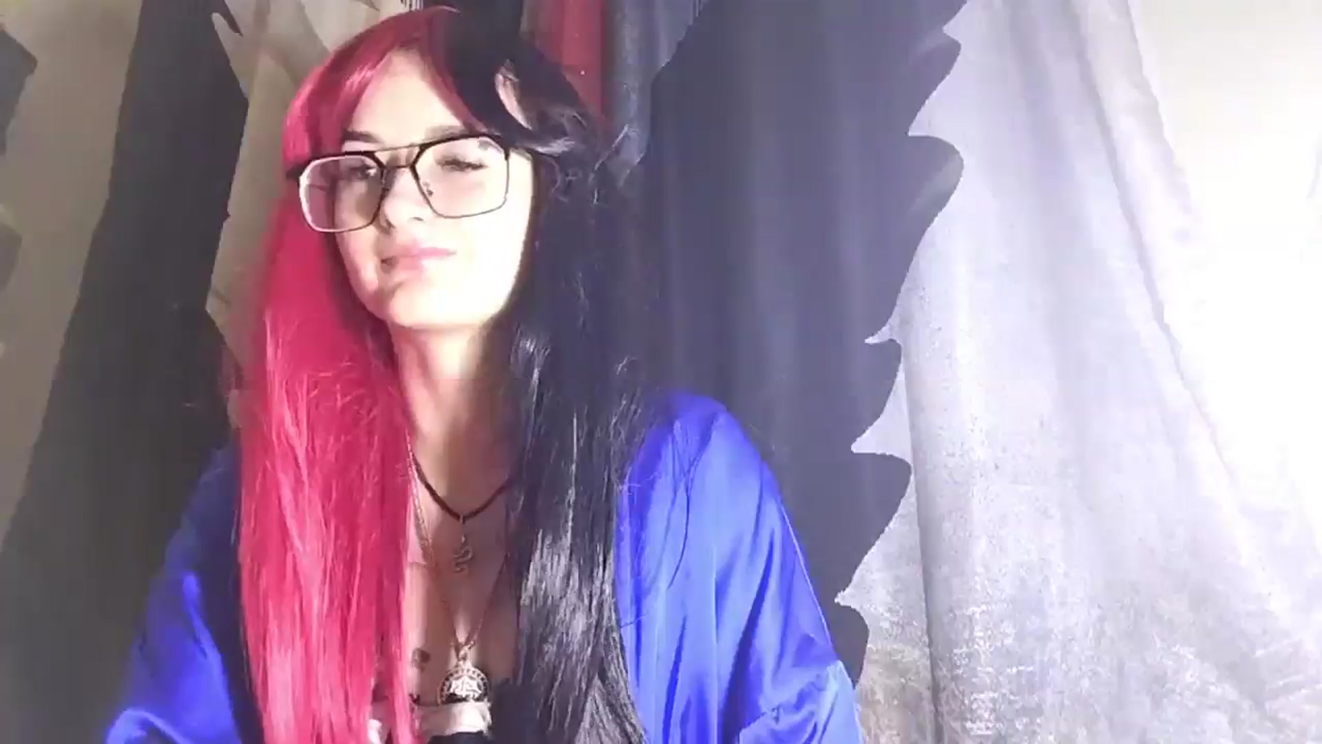 Gallery image thumbnail from Ooomg_Kira's myfreecams stream on, 09/17/2025, 24:42 image 20 of 20