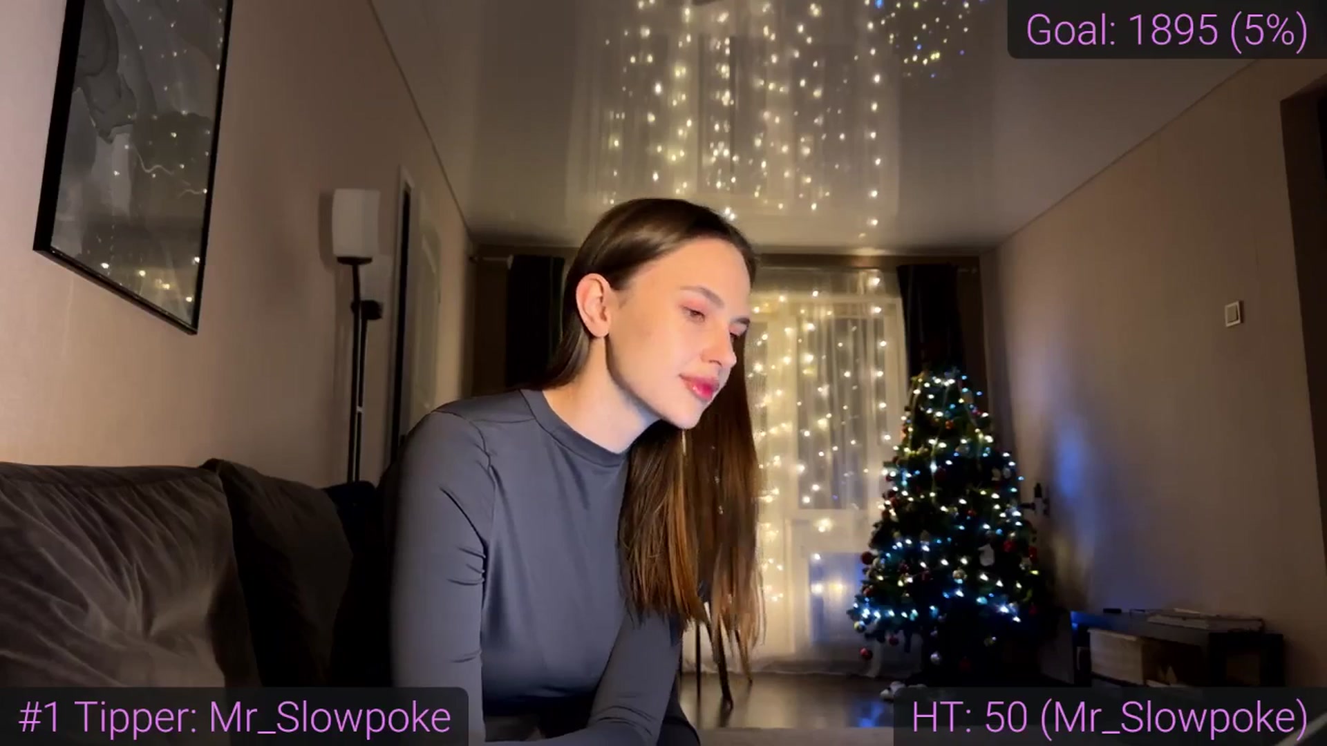 Gallery image thumbnail from Oopsiie's myfreecams stream on, 12/25/2025, 18:32 image 8 of 20