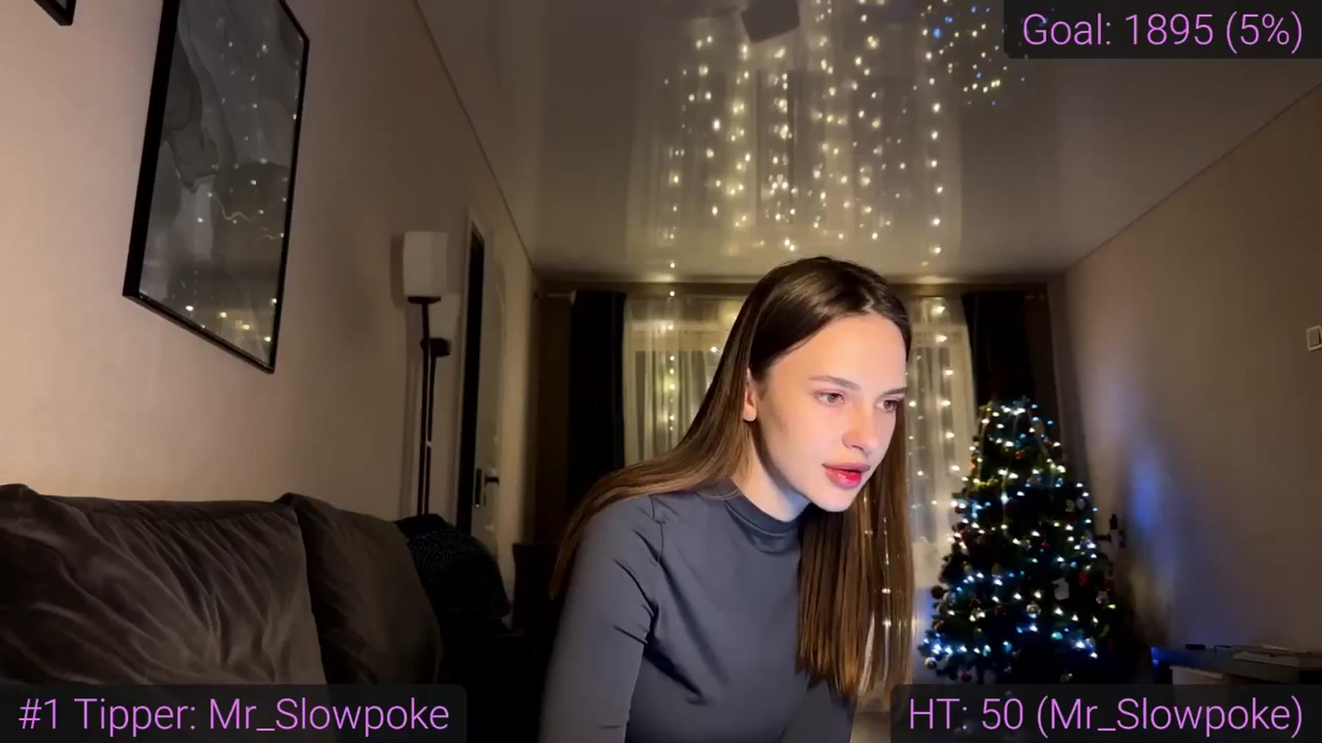 Gallery image thumbnail from Oopsiie's myfreecams stream on, 12/25/2025, 18:32 image 19 of 20
