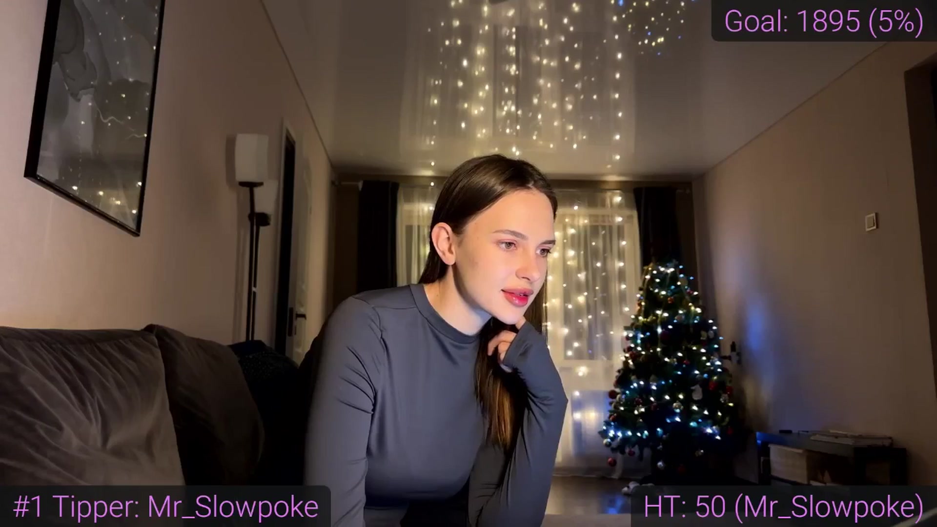 Gallery image thumbnail from Oopsiie's myfreecams stream on, 12/25/2025, 18:32 image 10 of 20