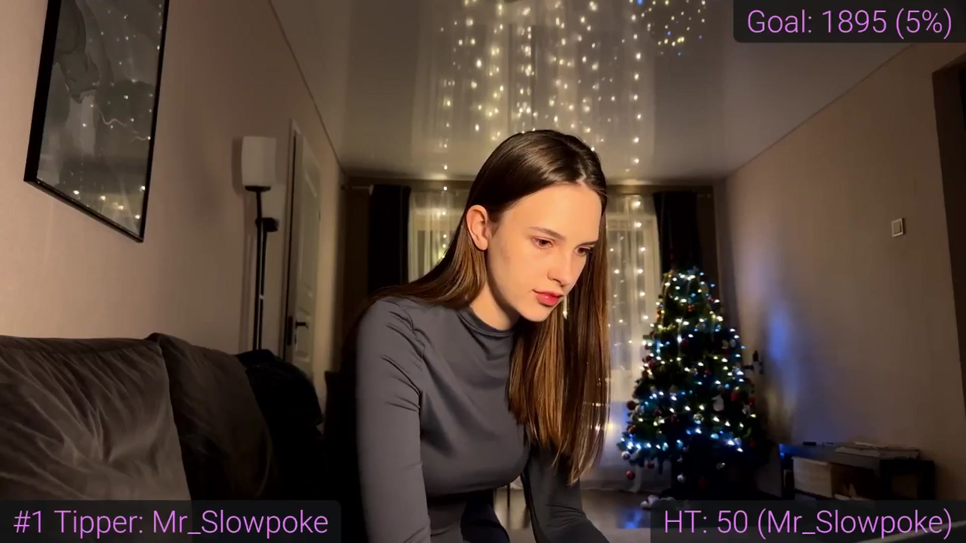 Gallery image thumbnail from Oopsiie's myfreecams stream on, 12/25/2025, 18:32 image 3 of 20