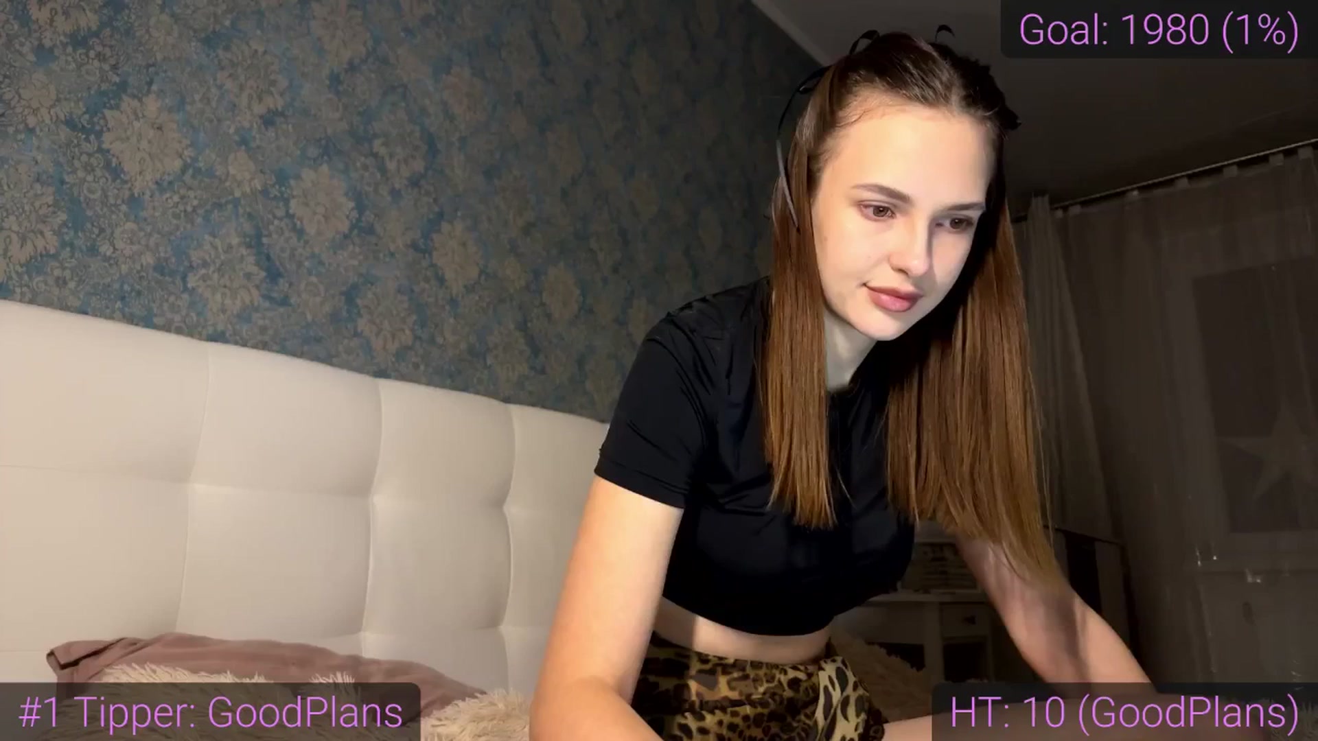 Gallery image thumbnail from Oopsiie's myfreecams stream on, 12/26/2025, 18:51 image 1 of 20