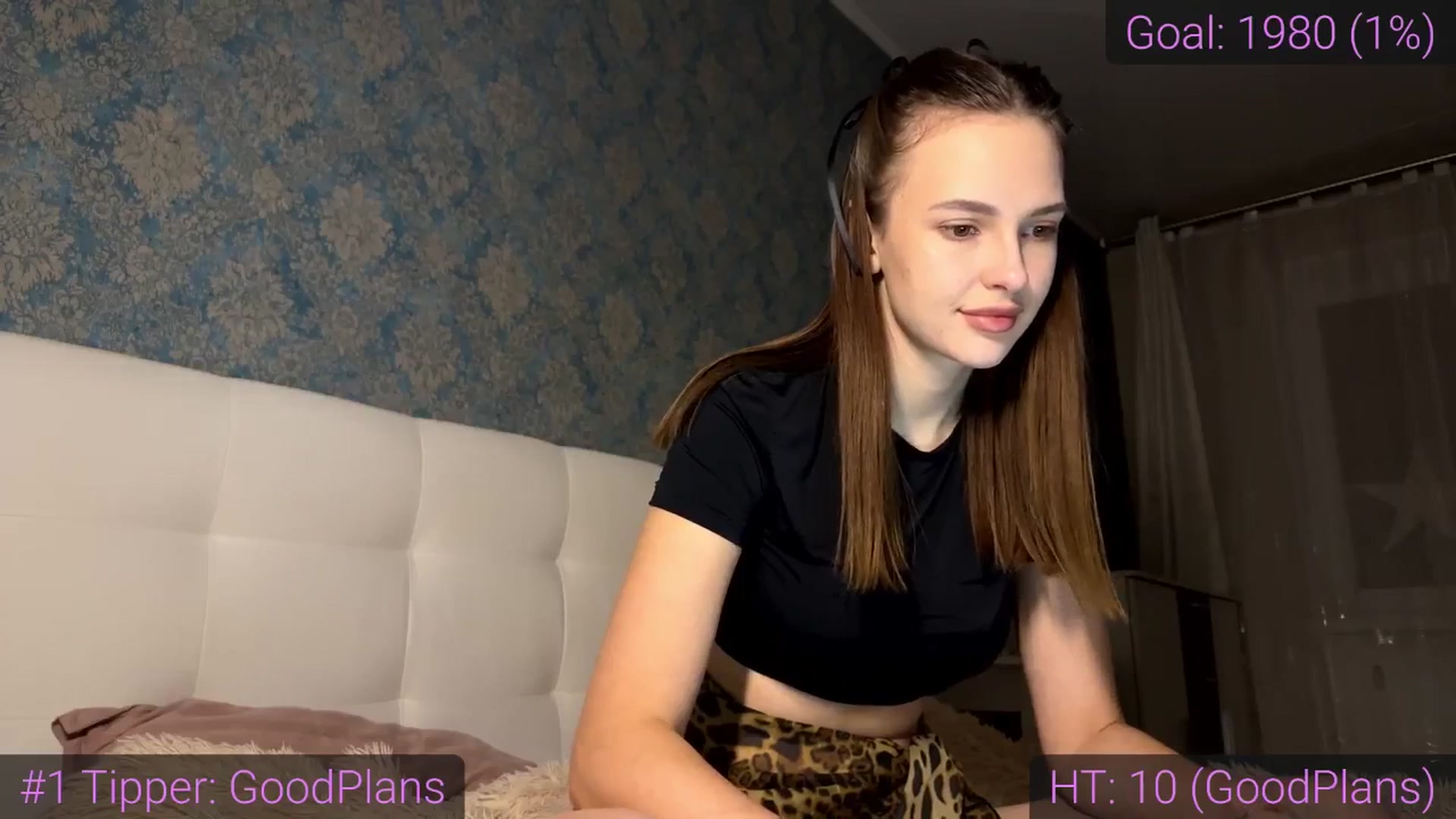 Gallery image thumbnail from Oopsiie's myfreecams stream on, 12/26/2025, 18:51 image 3 of 20