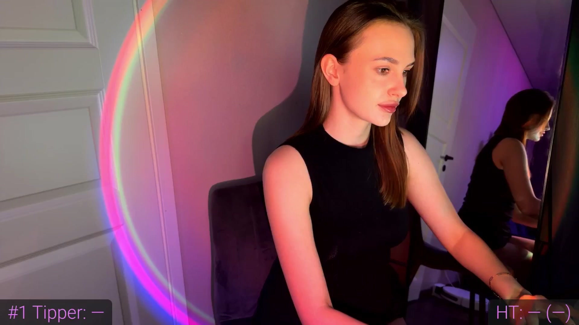Gallery image thumbnail from Oopsiie's myfreecams stream on, 02/08/2026, 23:32 image 8 of 20