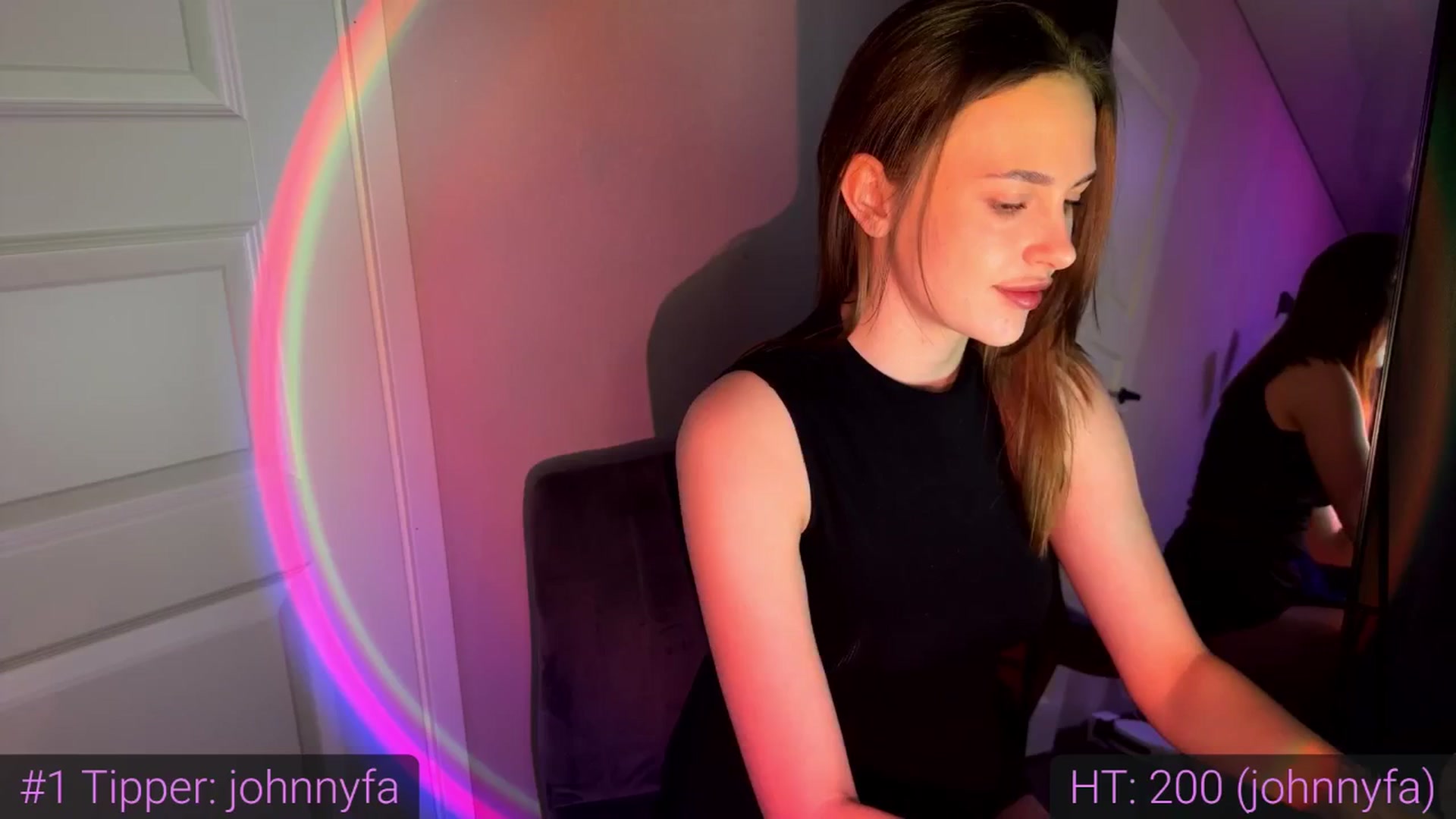 Gallery image thumbnail from Oopsiie's myfreecams stream on, 02/08/2026, 23:32 image 17 of 20