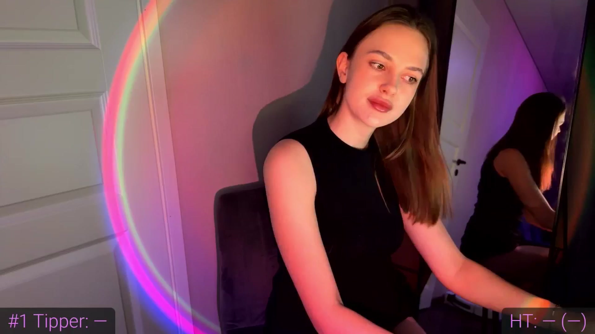 Gallery image thumbnail from Oopsiie's myfreecams stream on, 02/08/2026, 23:32 image 10 of 20