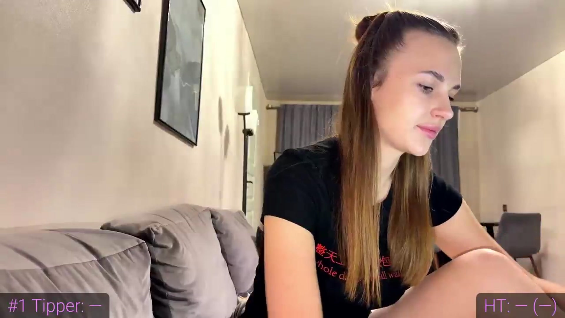 Gallery image thumbnail from Oopsiie's myfreecams stream on, 08/13/2026, 20:14 image 4 of 20