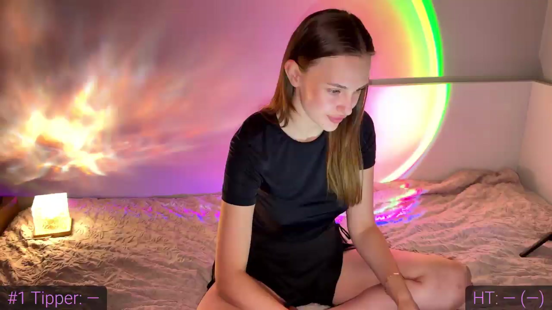 Gallery image thumbnail from Oopsiie's myfreecams stream on, 08/18/2026, 20:14 image 13 of 20
