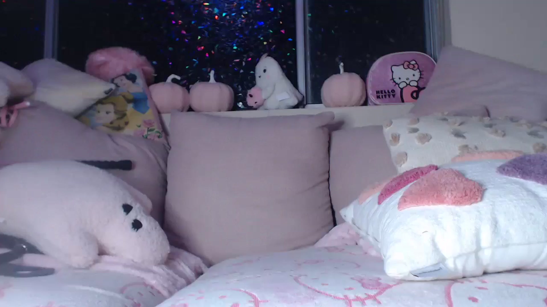 Gallery image thumbnail from OpheliaVile's myfreecams stream on, 09/28/2025, 08:51 image 15 of 20