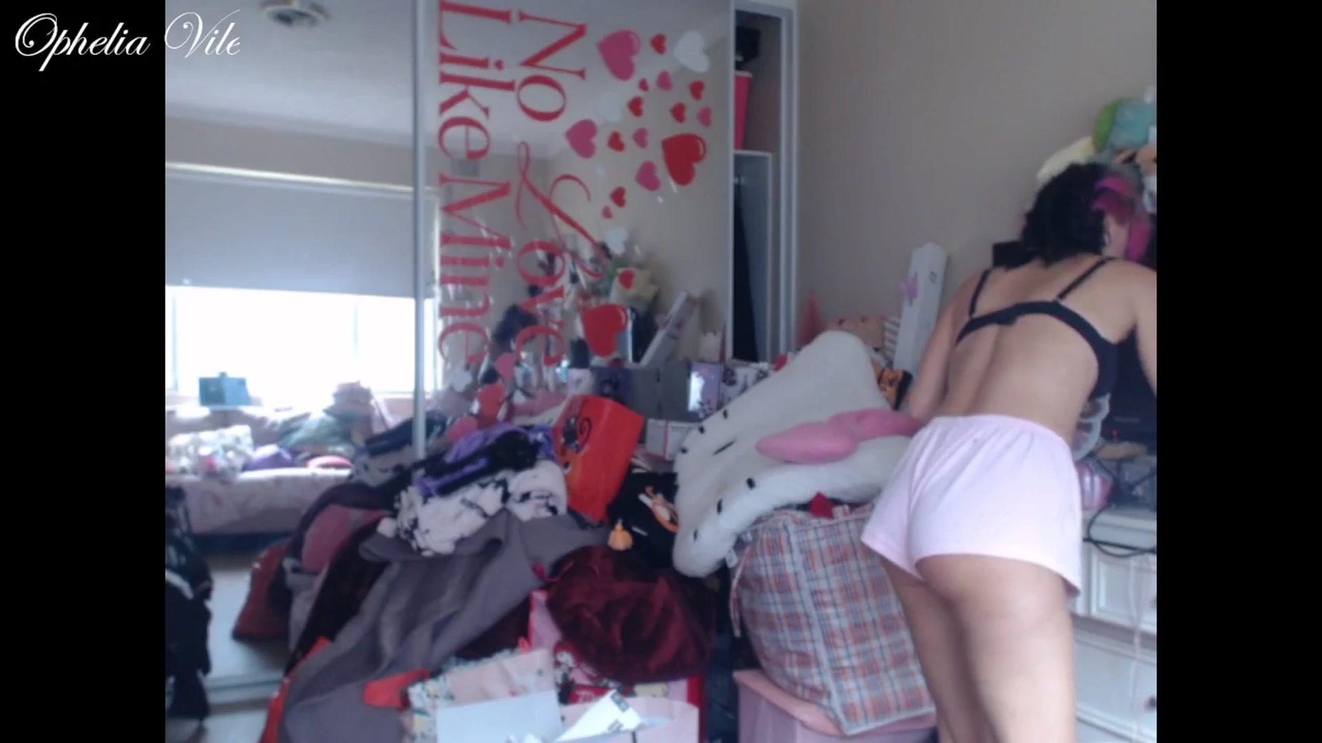 Gallery image thumbnail from OpheliaVile's myfreecams stream on, 01/15/2026, 23:11 image 8 of 20