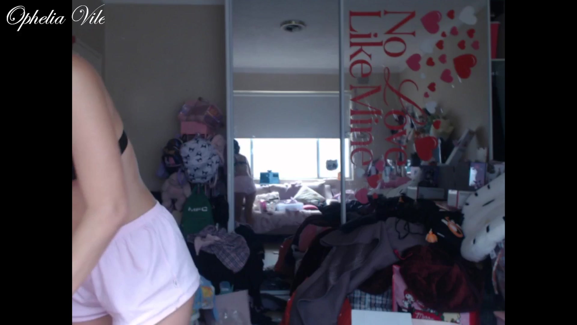 Gallery image thumbnail from OpheliaVile's myfreecams stream on, 01/15/2026, 23:11 image 1 of 20
