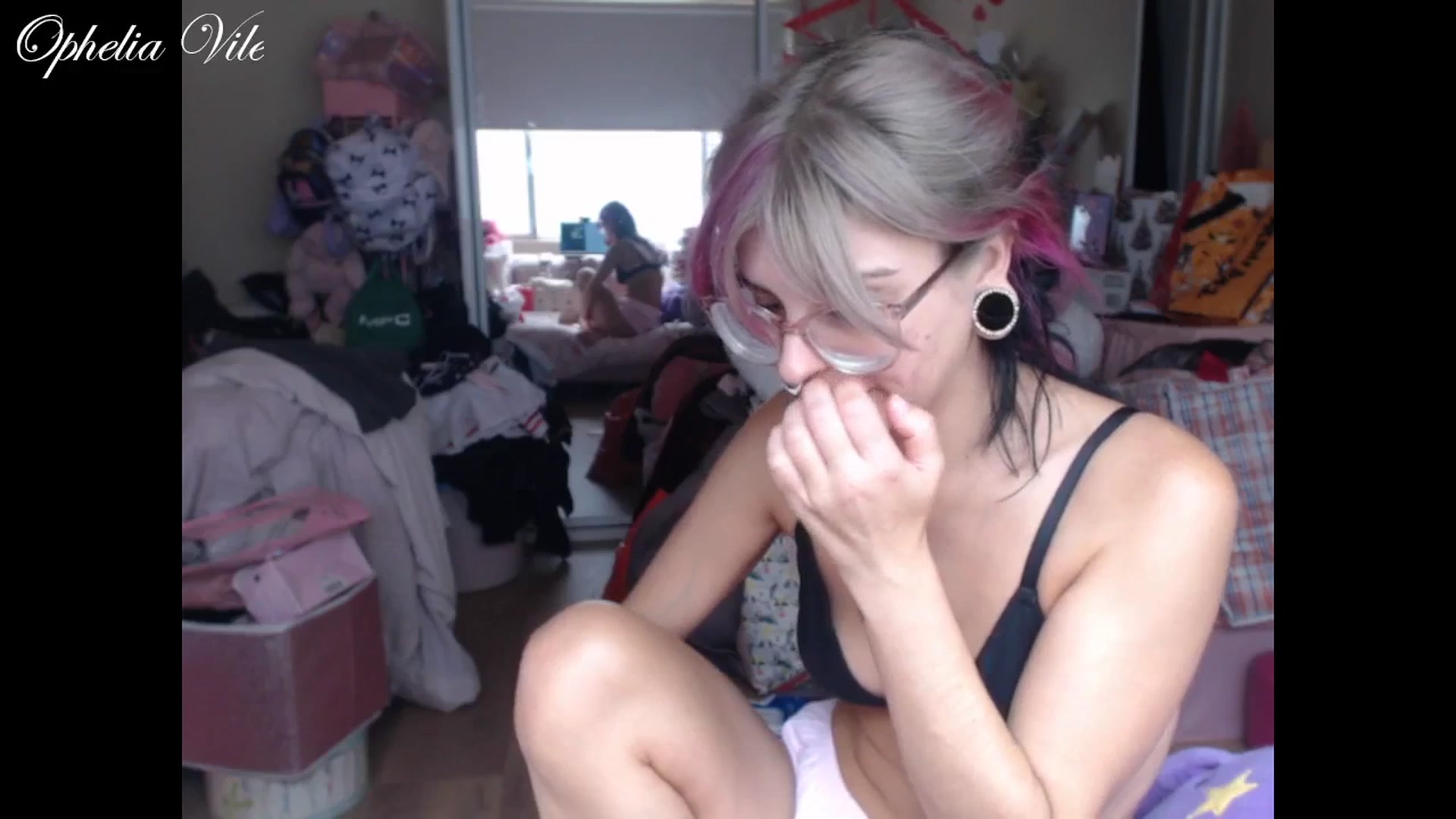 Gallery image thumbnail from OpheliaVile's myfreecams stream on, 01/15/2026, 23:11 image 20 of 20