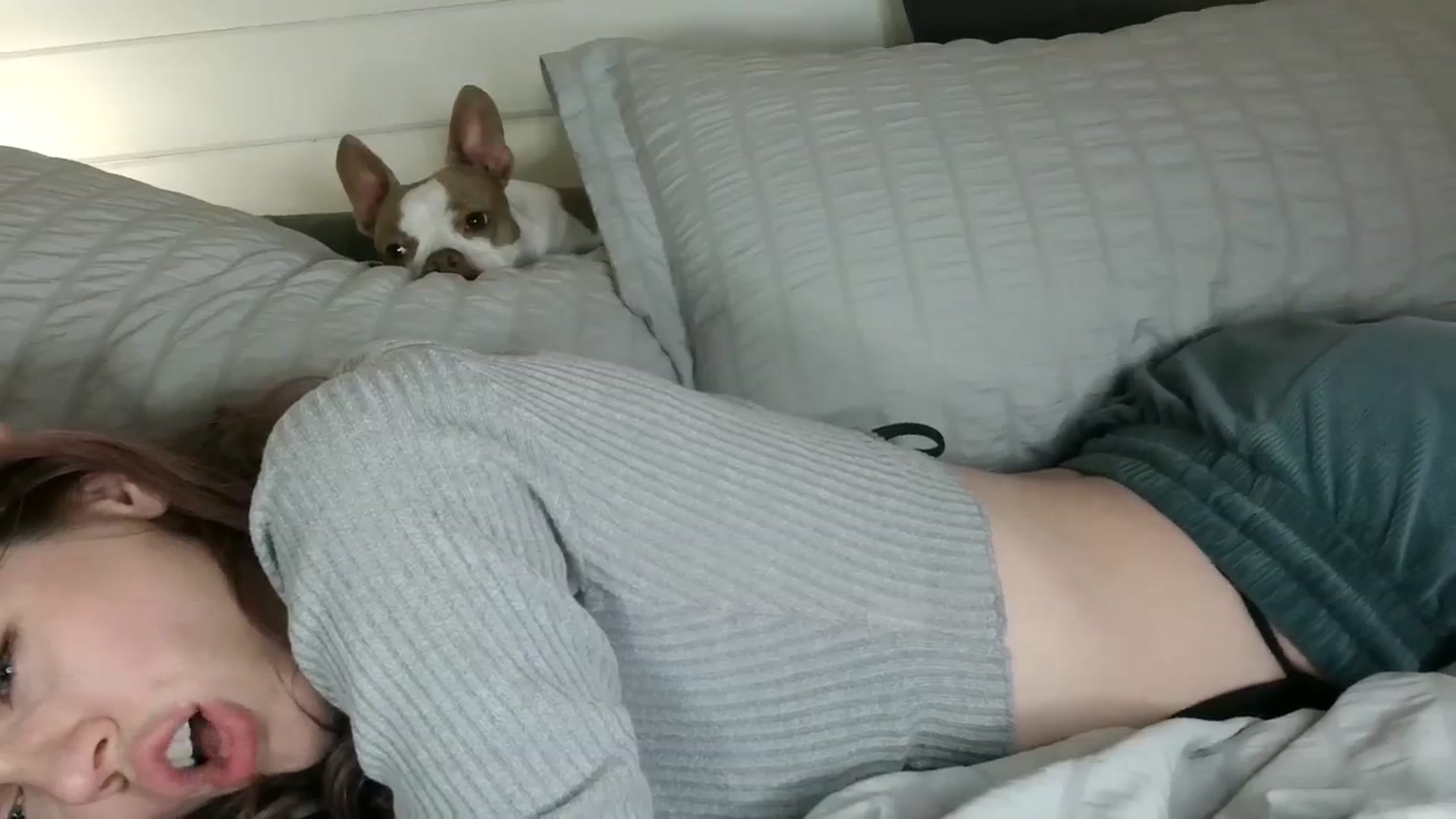 Gallery image thumbnail from OraYoung's myfreecams stream on, 01/06/2024, 04:00 image 4 of 20