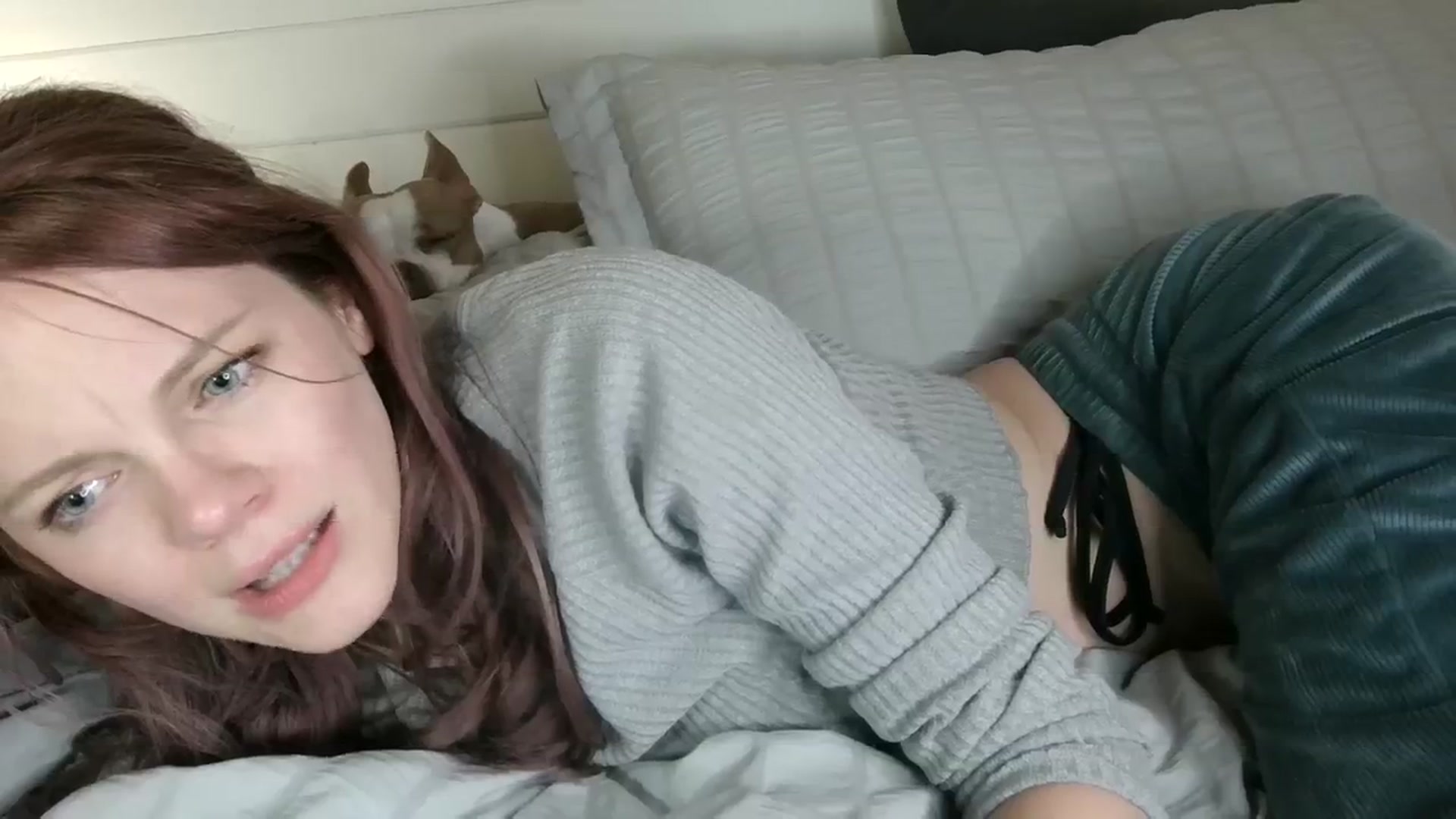 Gallery image thumbnail from OraYoung's myfreecams stream on, 01/06/2024, 04:00 image 9 of 20