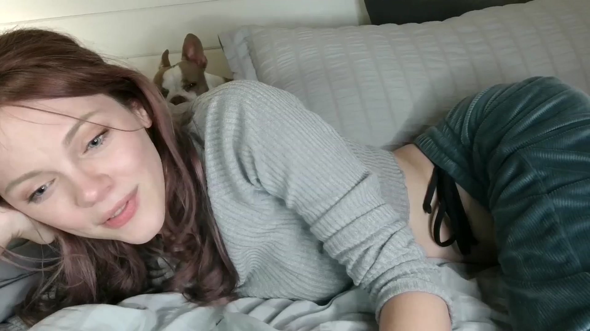 Gallery image thumbnail from OraYoung's myfreecams stream on, 01/06/2024, 04:00 image 6 of 20