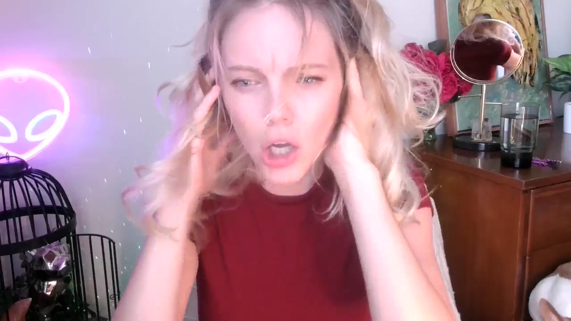 Gallery image thumbnail from OraYoung's myfreecams stream on, 06/26/2024, 24:31 image 10 of 20