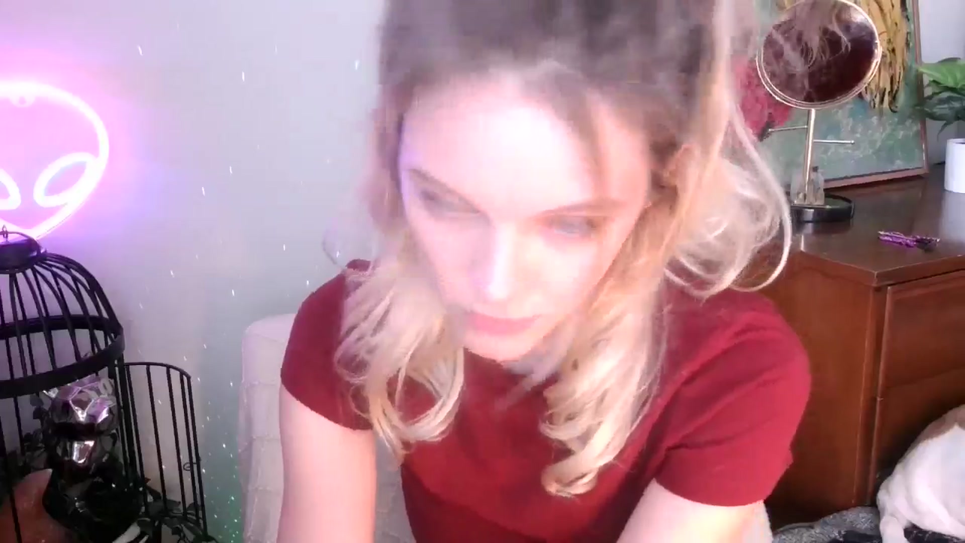 Gallery image thumbnail from OraYoung's myfreecams stream on, 06/26/2024, 24:31 image 8 of 20