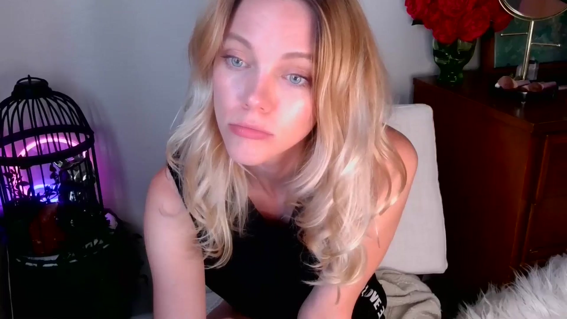Gallery image thumbnail from OraYoung's myfreecams stream on, 06/27/2024, 19:07 image 16 of 20