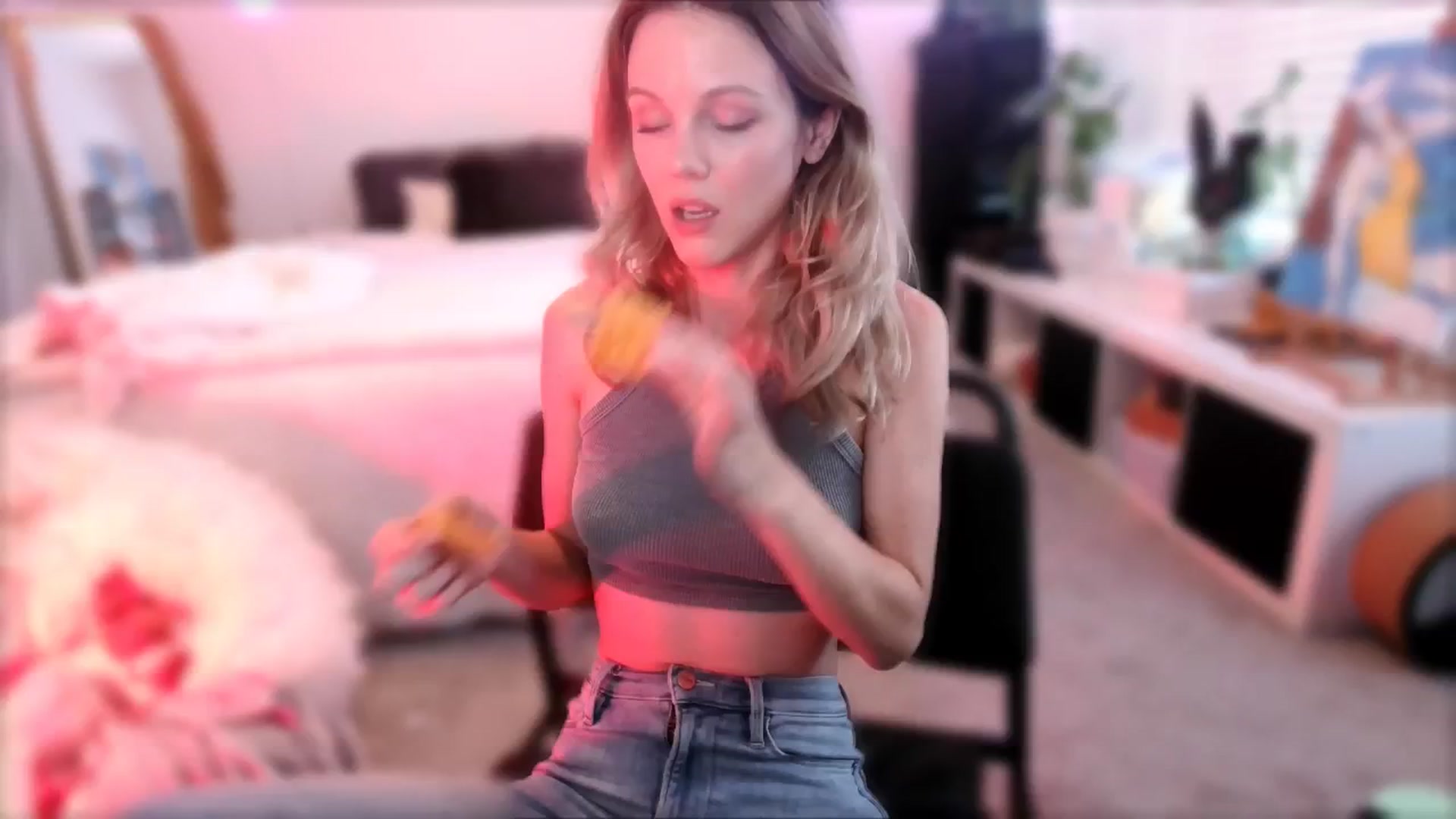 Gallery image thumbnail from OraYoung's myfreecams stream on, 09/01/2024, 24:20 image 11 of 20