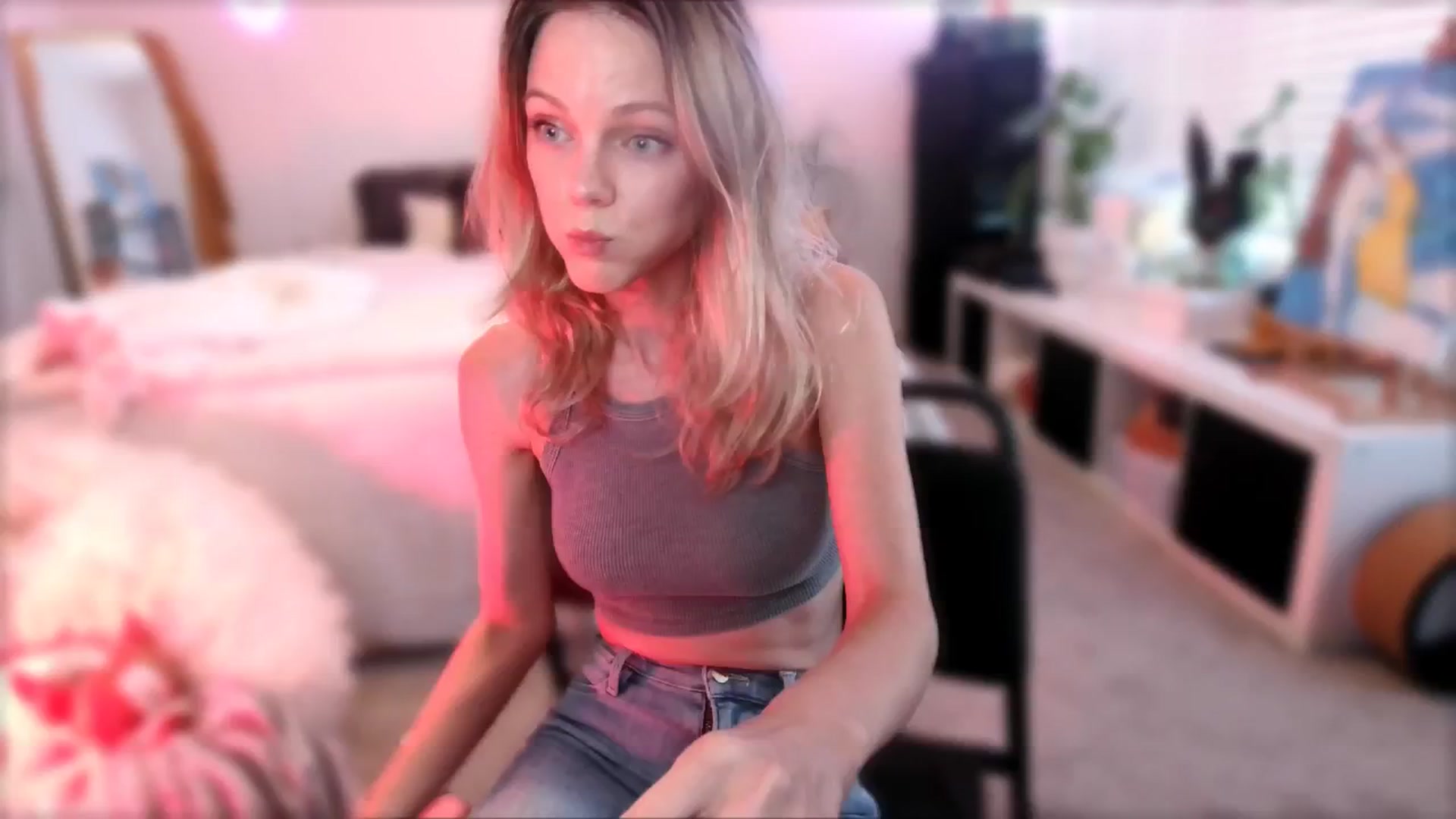 Gallery image thumbnail from OraYoung's myfreecams stream on, 09/01/2024, 24:20 image 1 of 20