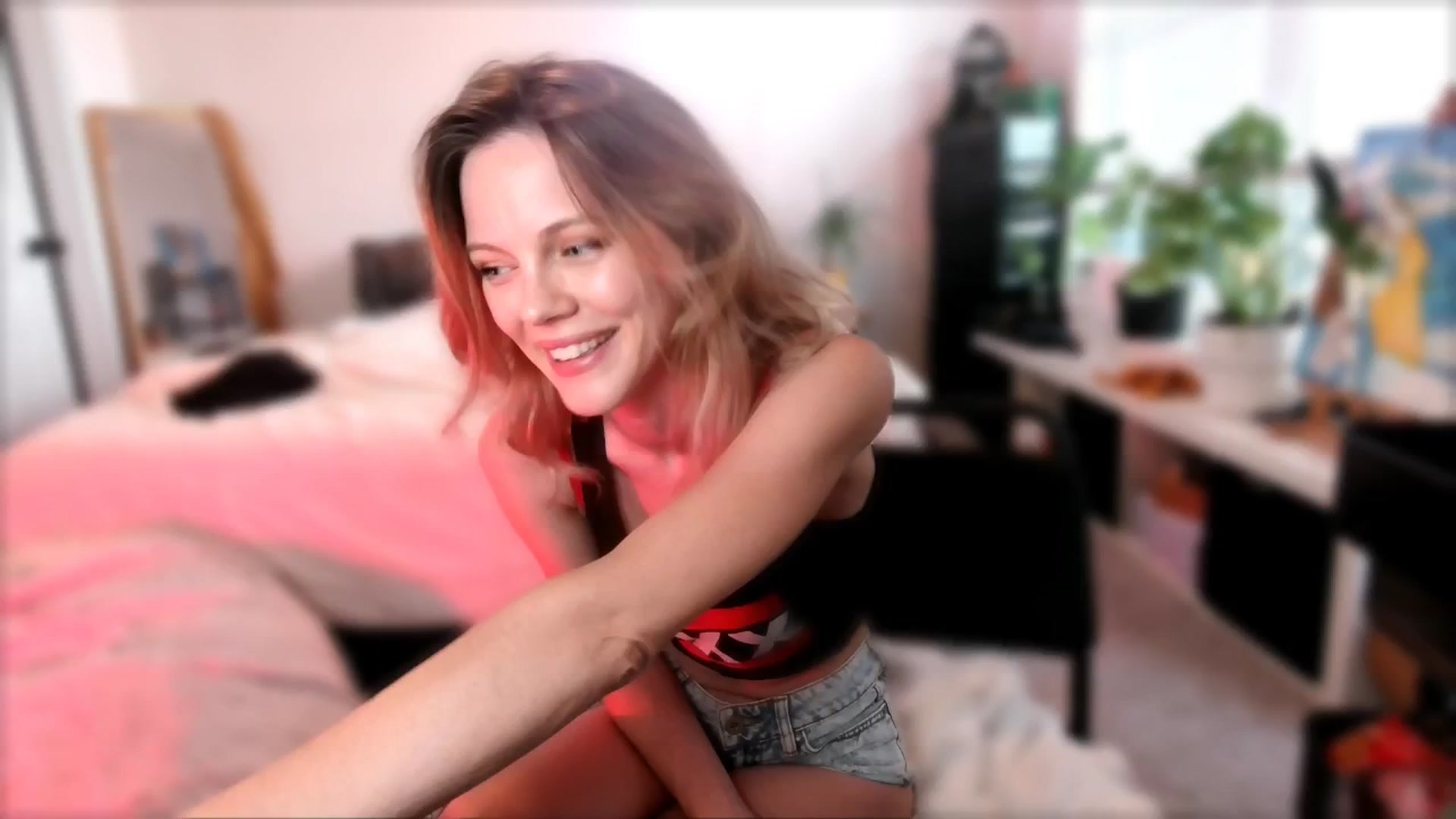 Gallery image thumbnail from OraYoung's myfreecams stream on, 09/02/2024, 24:37 image 16 of 20