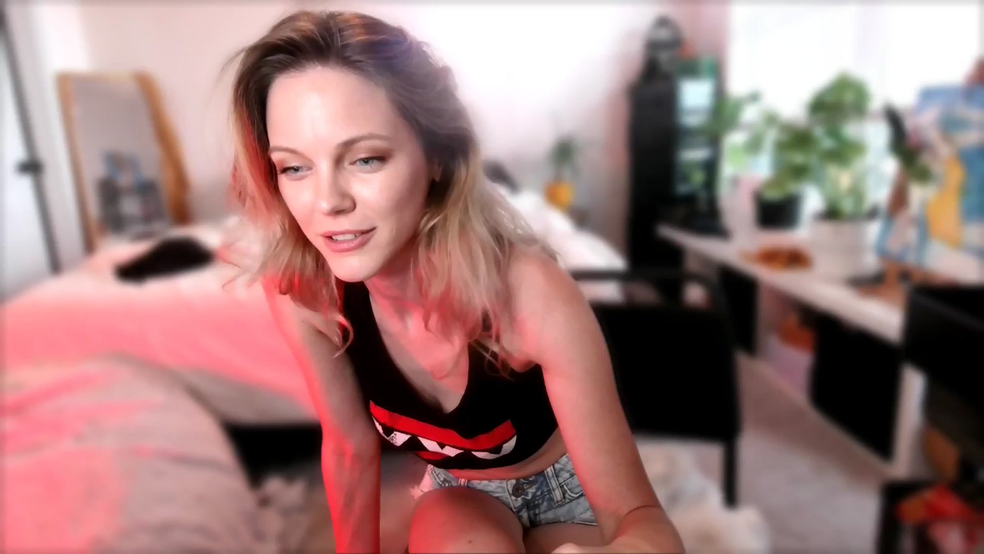 Gallery image thumbnail from OraYoung's myfreecams stream on, 09/02/2024, 24:37 image 8 of 20