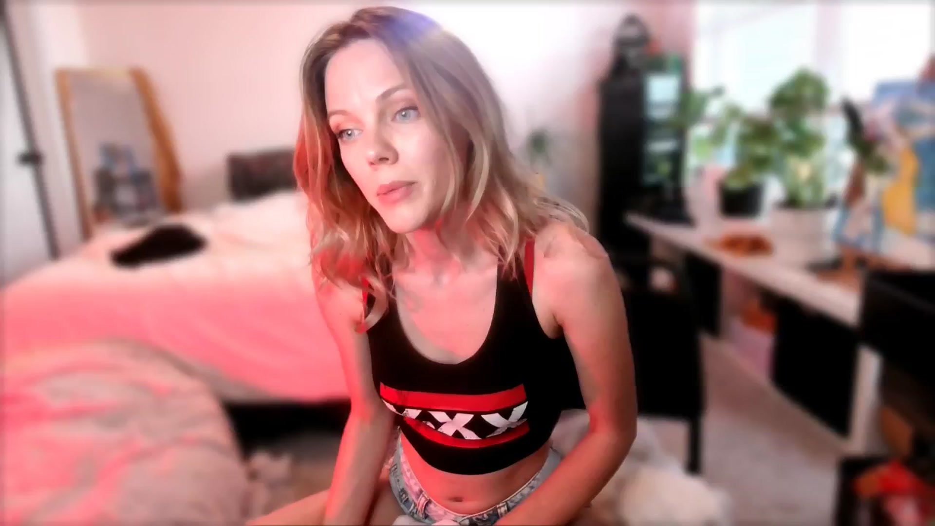 Gallery image thumbnail from OraYoung's myfreecams stream on, 09/02/2024, 02:34 image 2 of 20